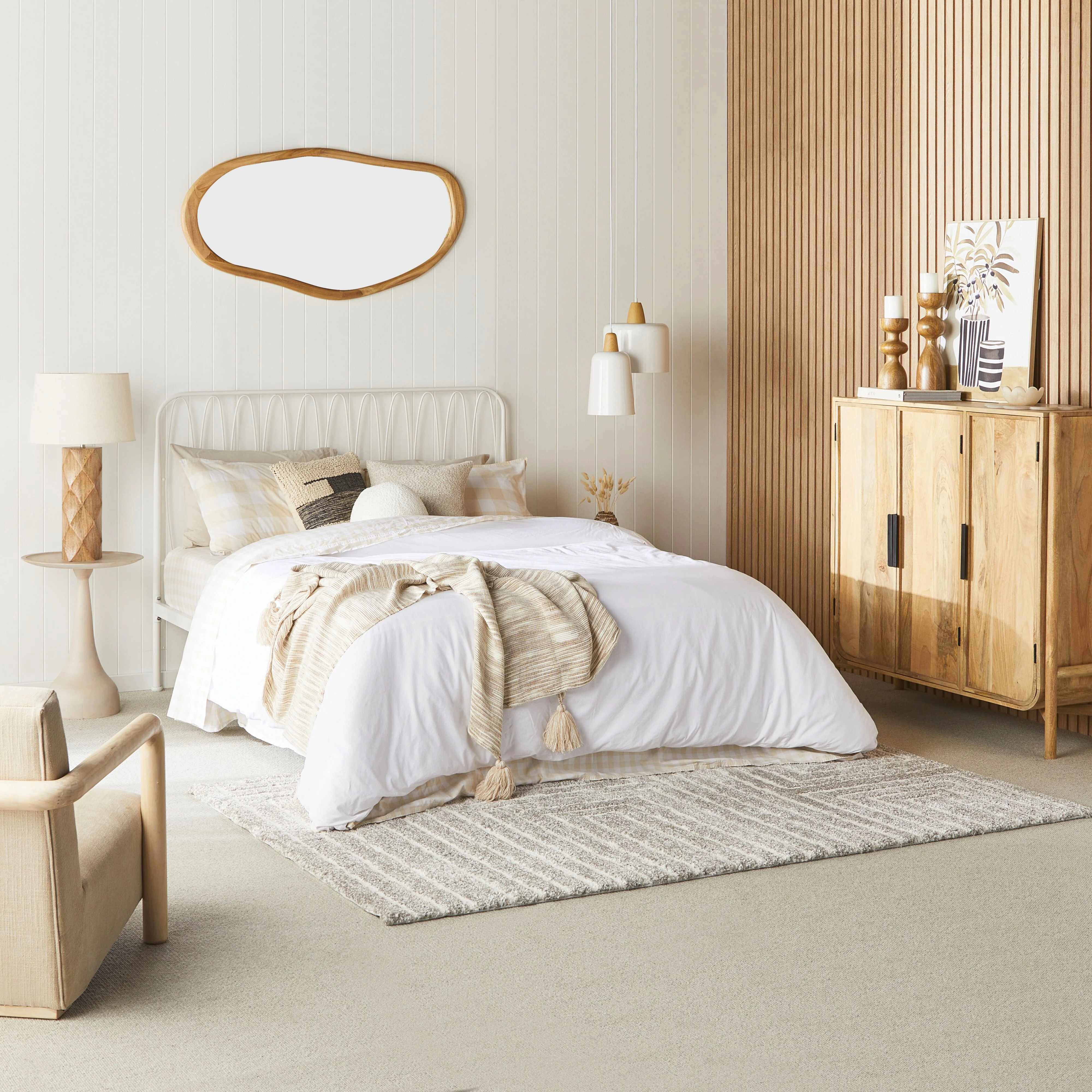 Maya Queen Bed - Image 9