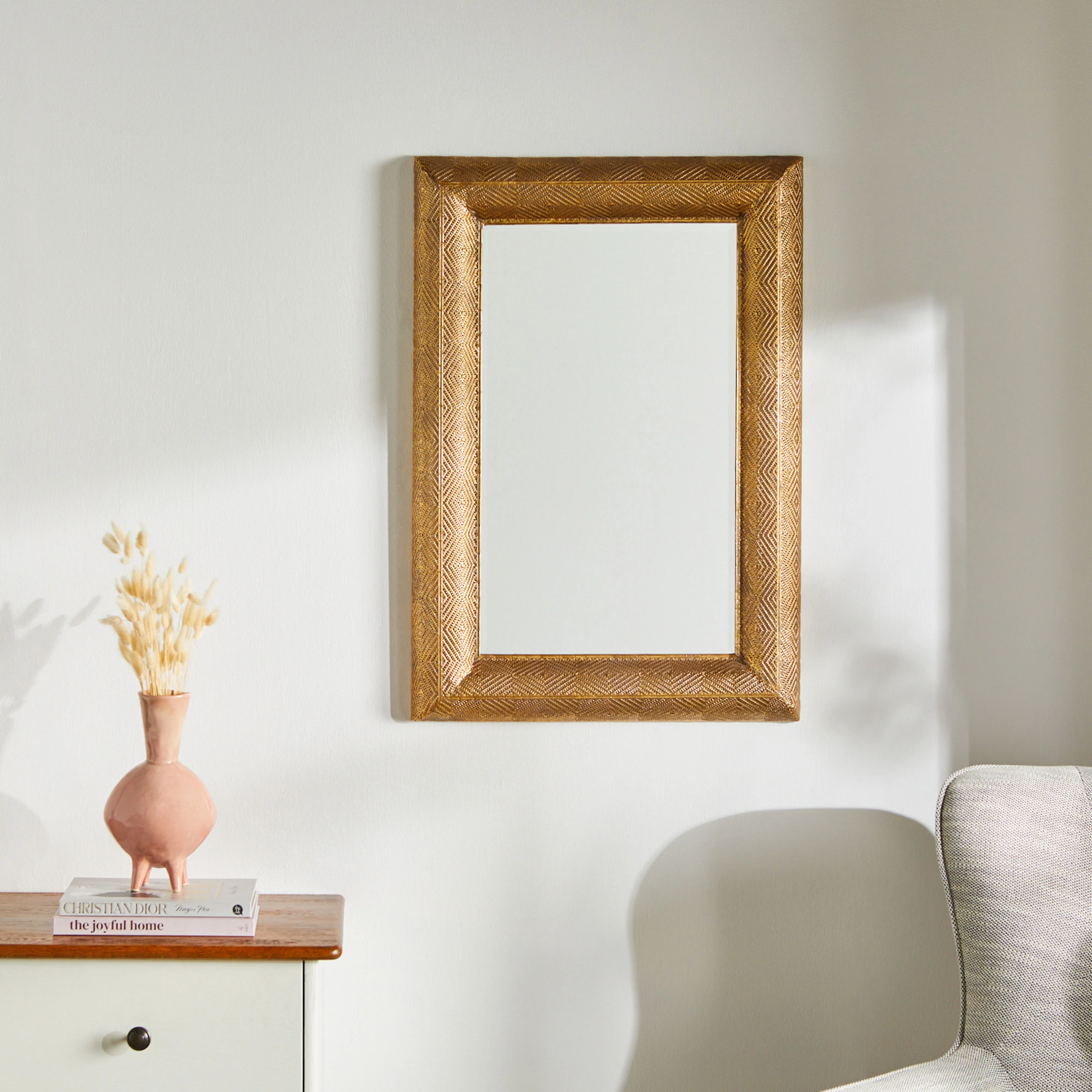 Metal Diamond Chevron Gold Mirror 80x55cm - Image 3