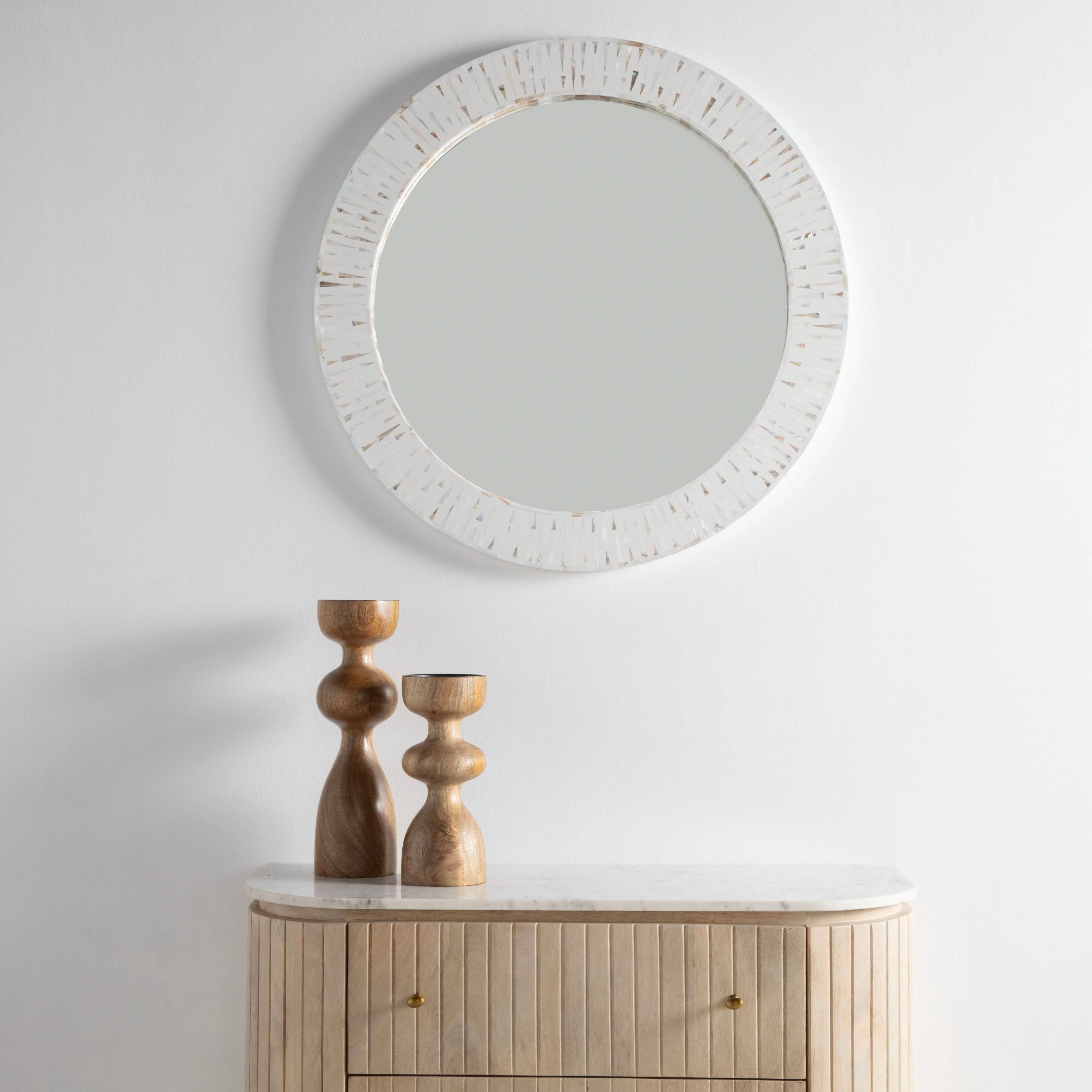 Mother Of Pearl White Round Frame Mirror 76x2.50cm - Image 3