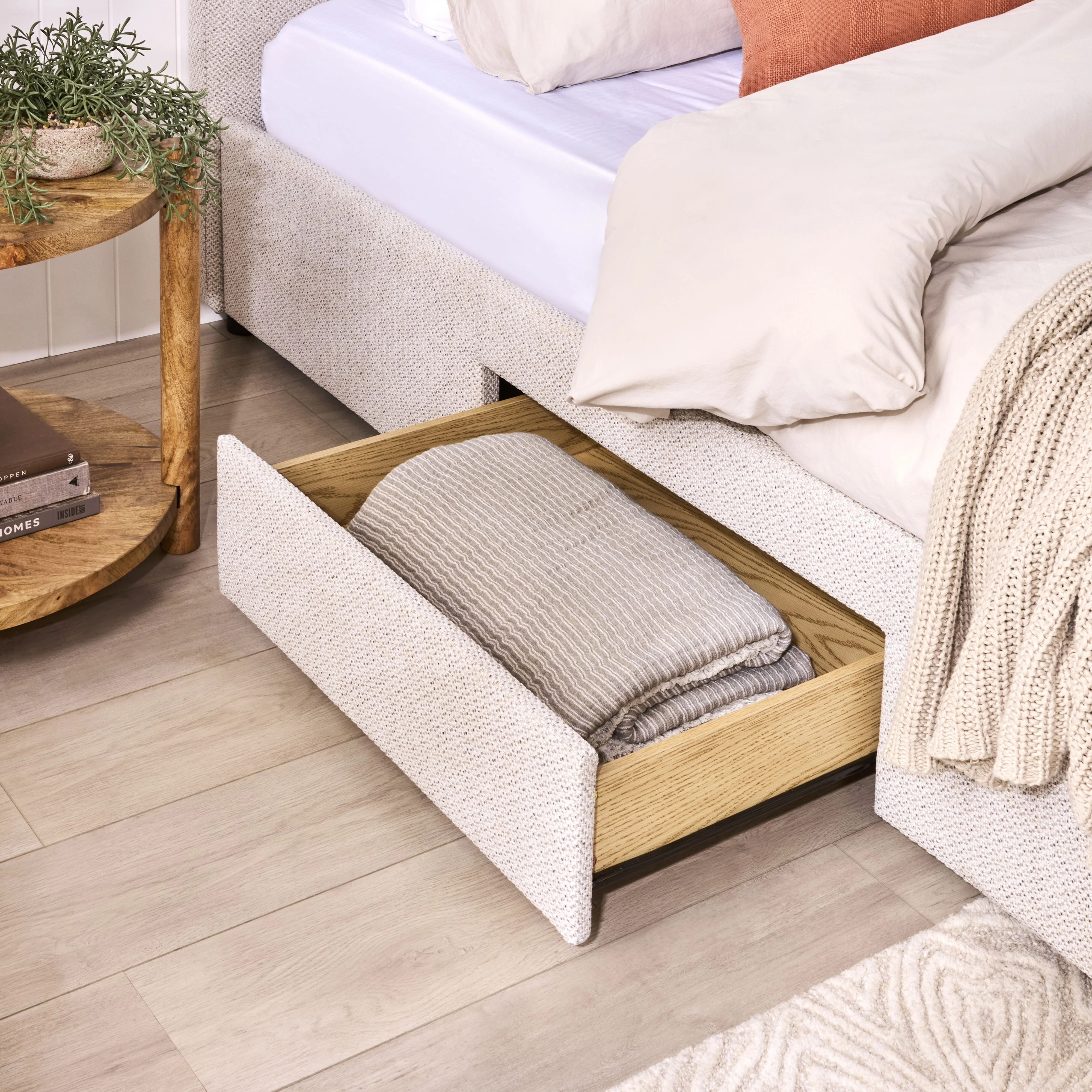 Nara Storage Queen Bed - Image 9