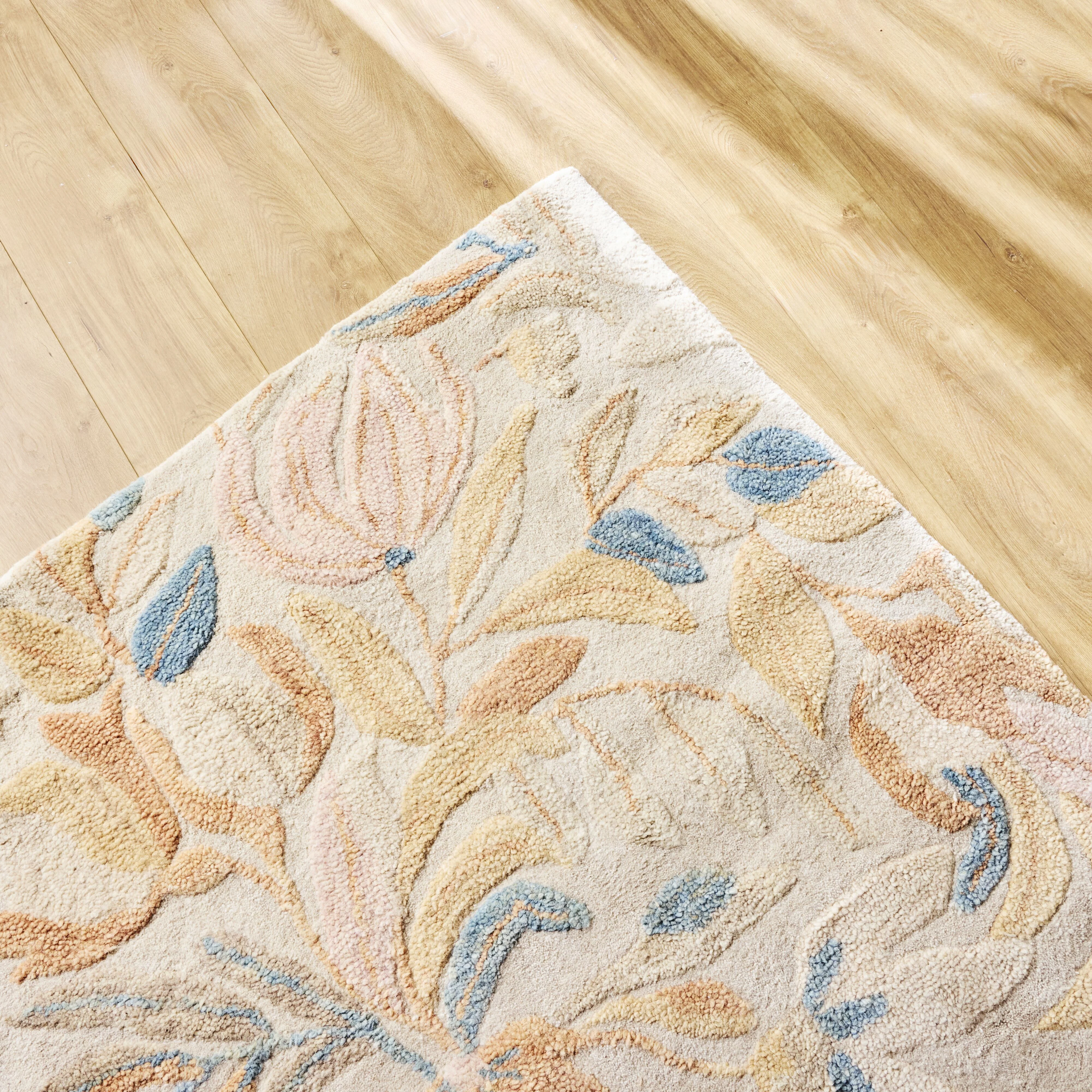Natural Bloom Wool Rug 240x300cm - Image 5