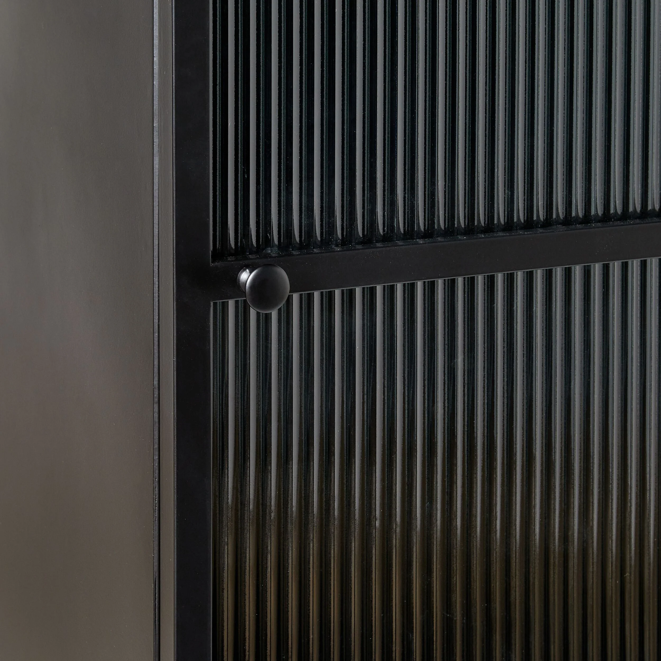 Nero 1 Door Arched Display Cabinet 165 x 47cm Black - Image 6