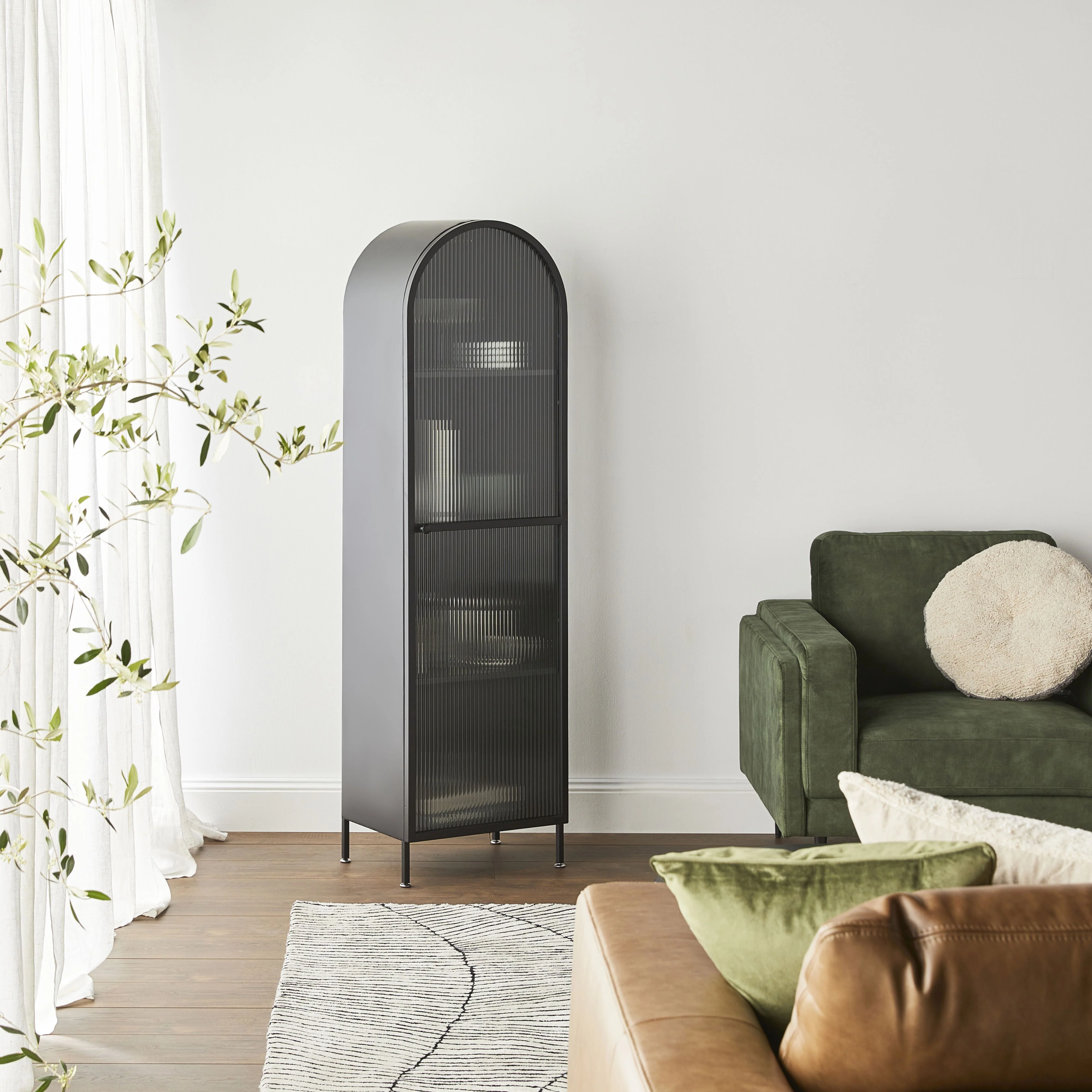 Nero 1 Door Arched Display Cabinet 165 x 47cm Black - Image 9