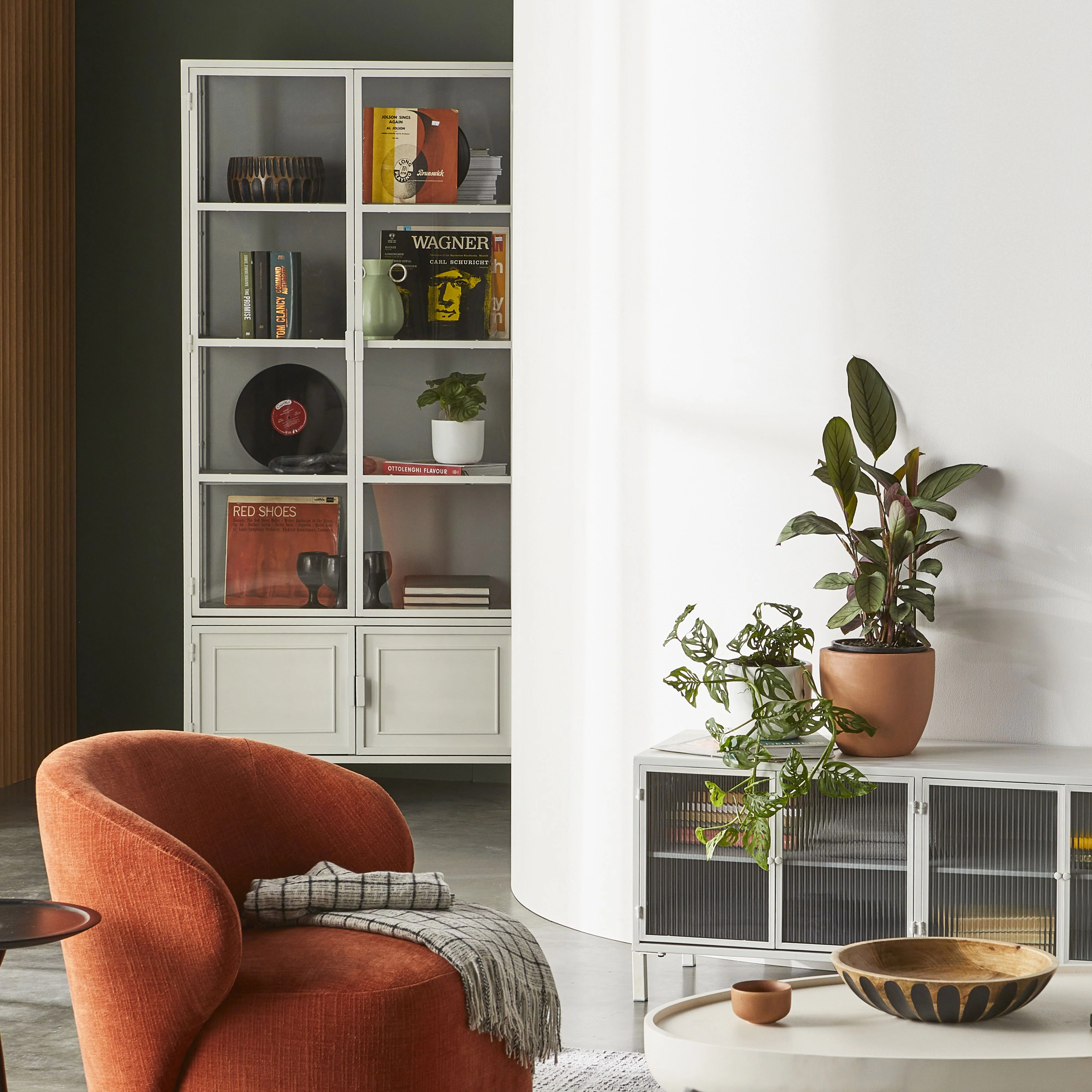 Nero 4 Door Display Cabinet 201 x 92cm White & Grey - Image 13