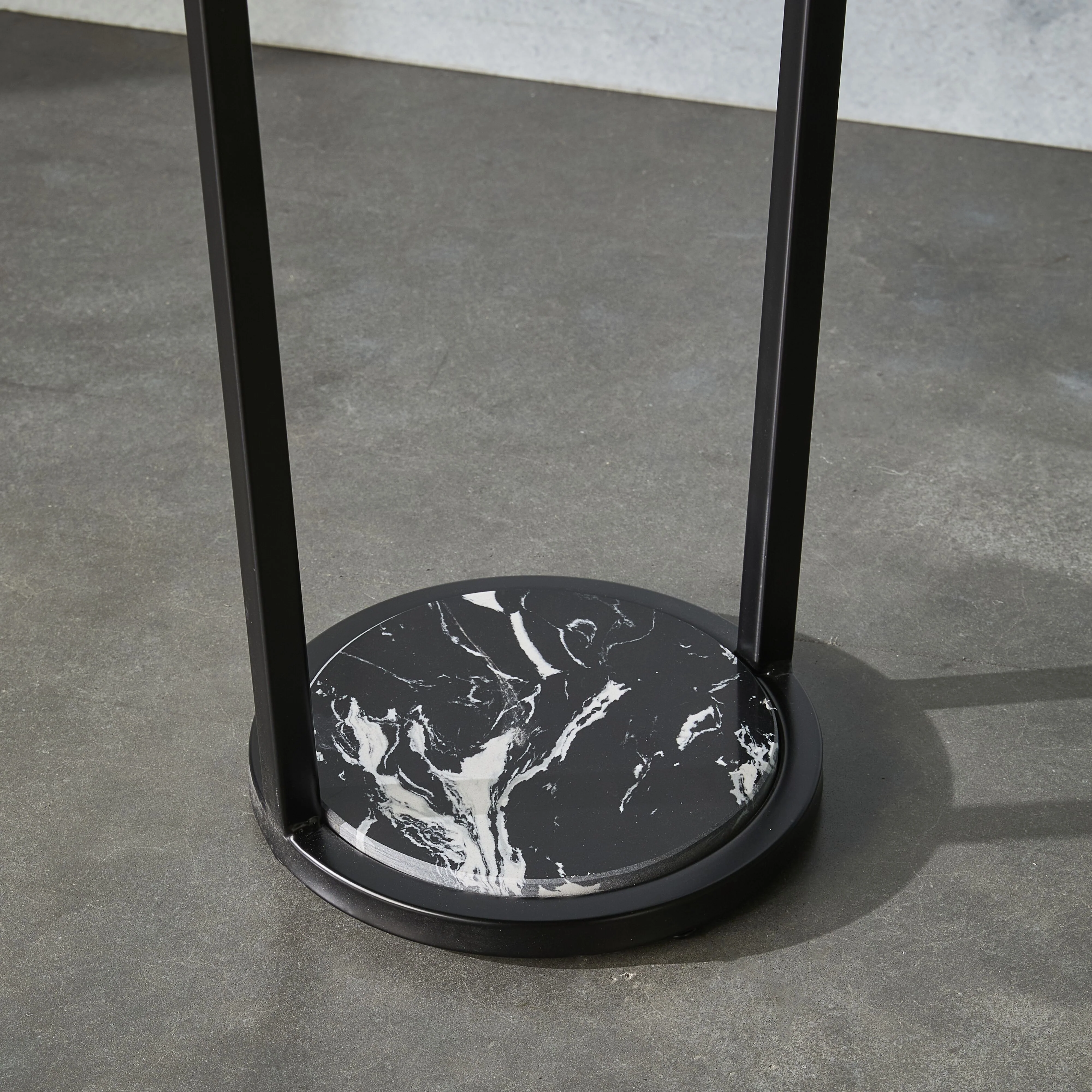 Nero Plant Table - Image 6