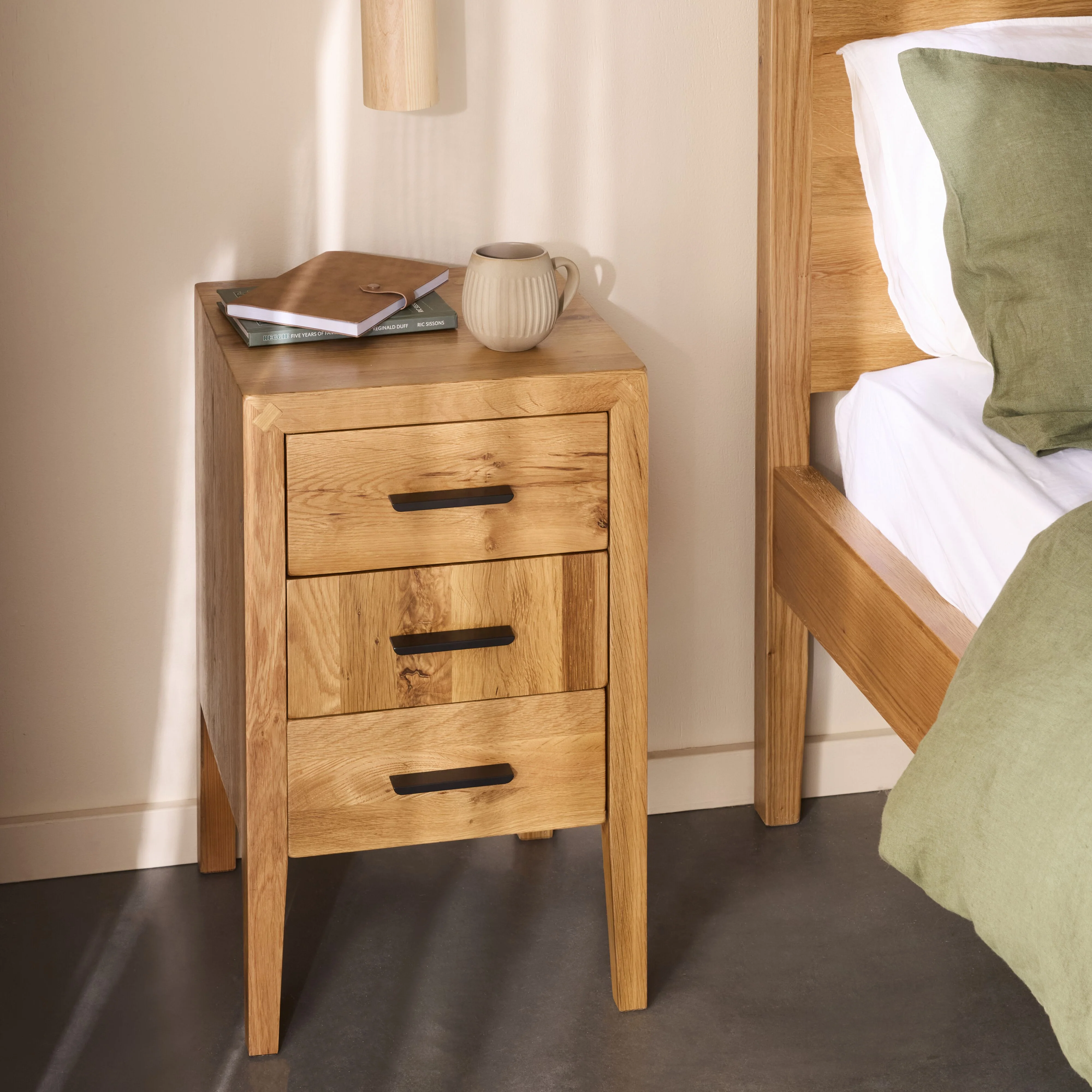 Oakdale 3 Drawer Bedside Table - Image 7