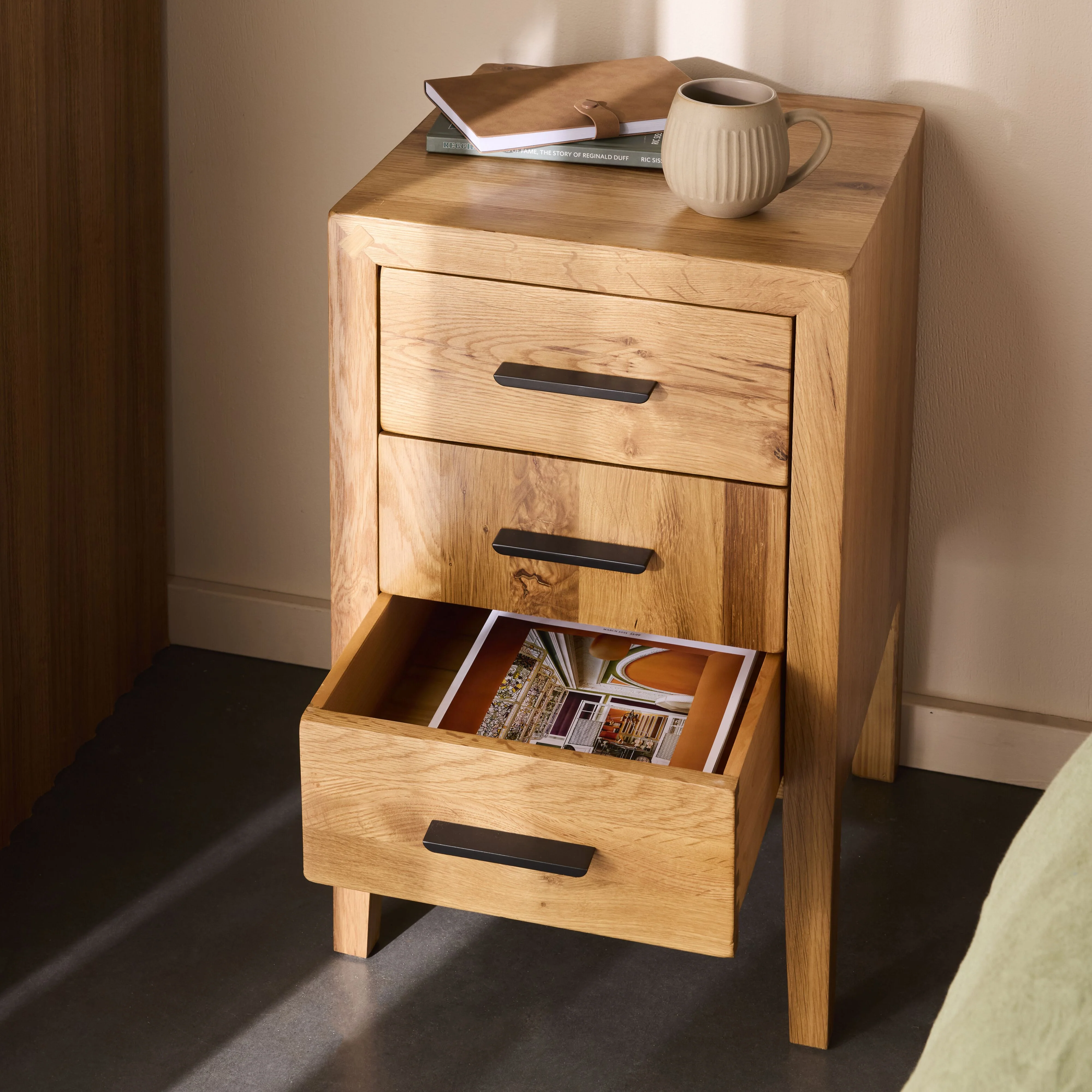 Oakdale 3 Drawer Bedside Table - Image 8