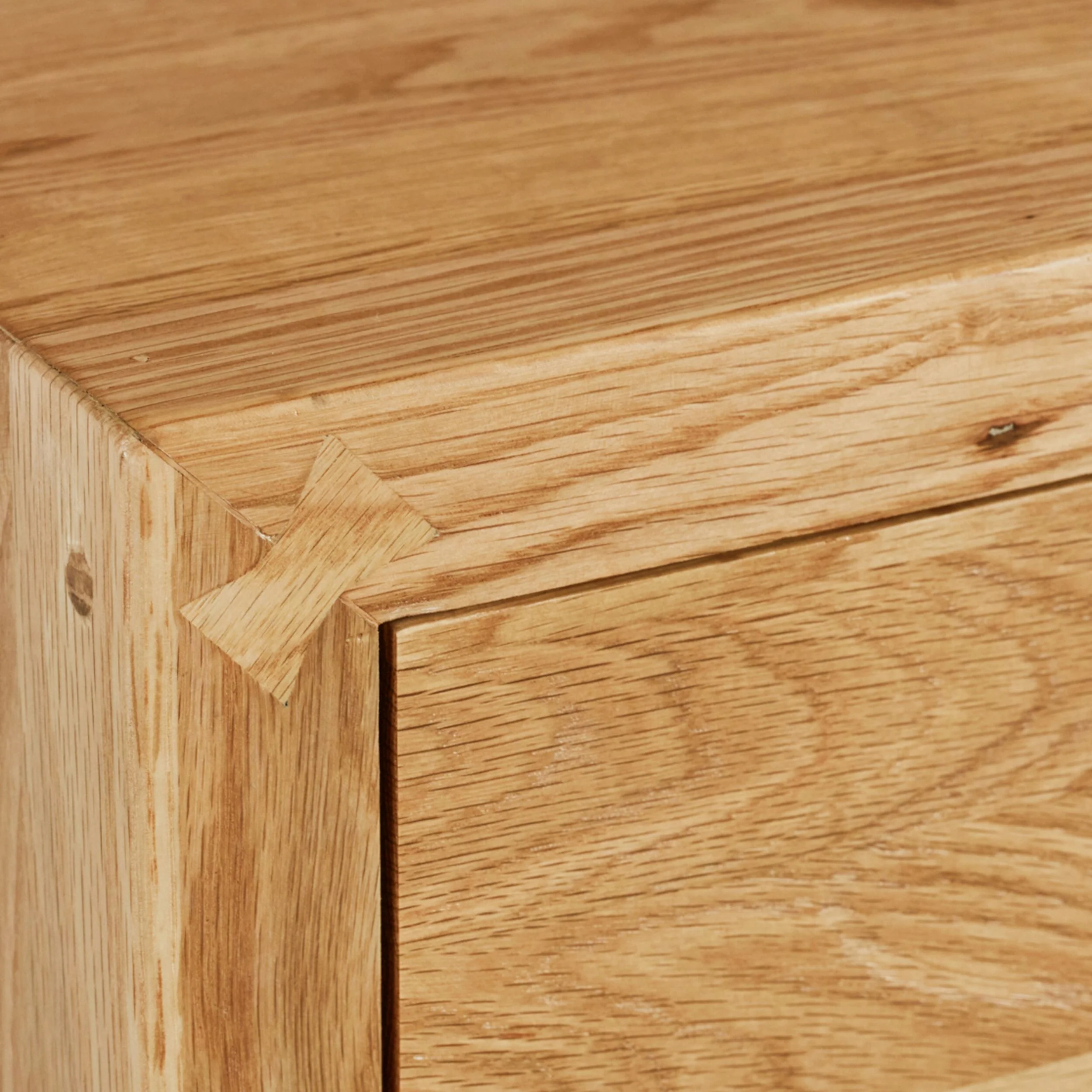 Oakdale 8 Drawer Chest - Image 6