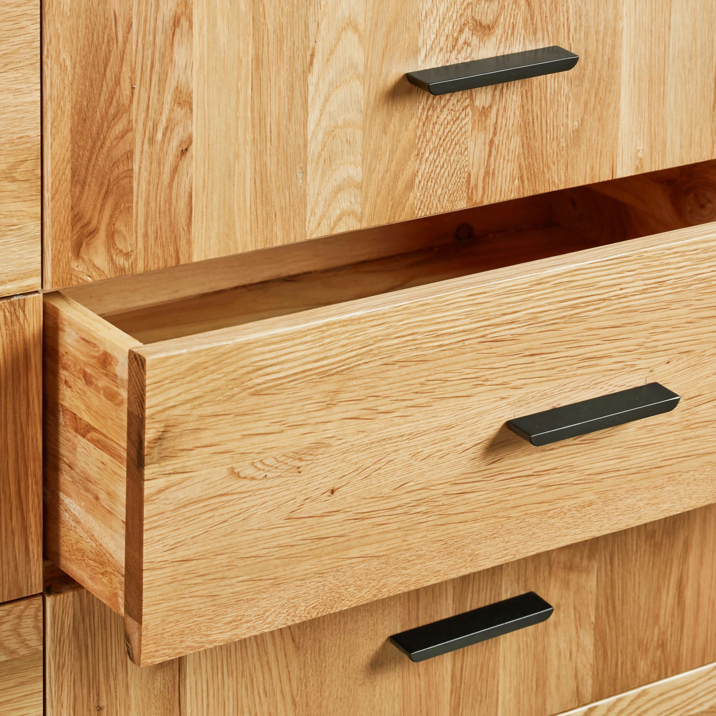 Oakdale 8 Drawer Chest - Image 7