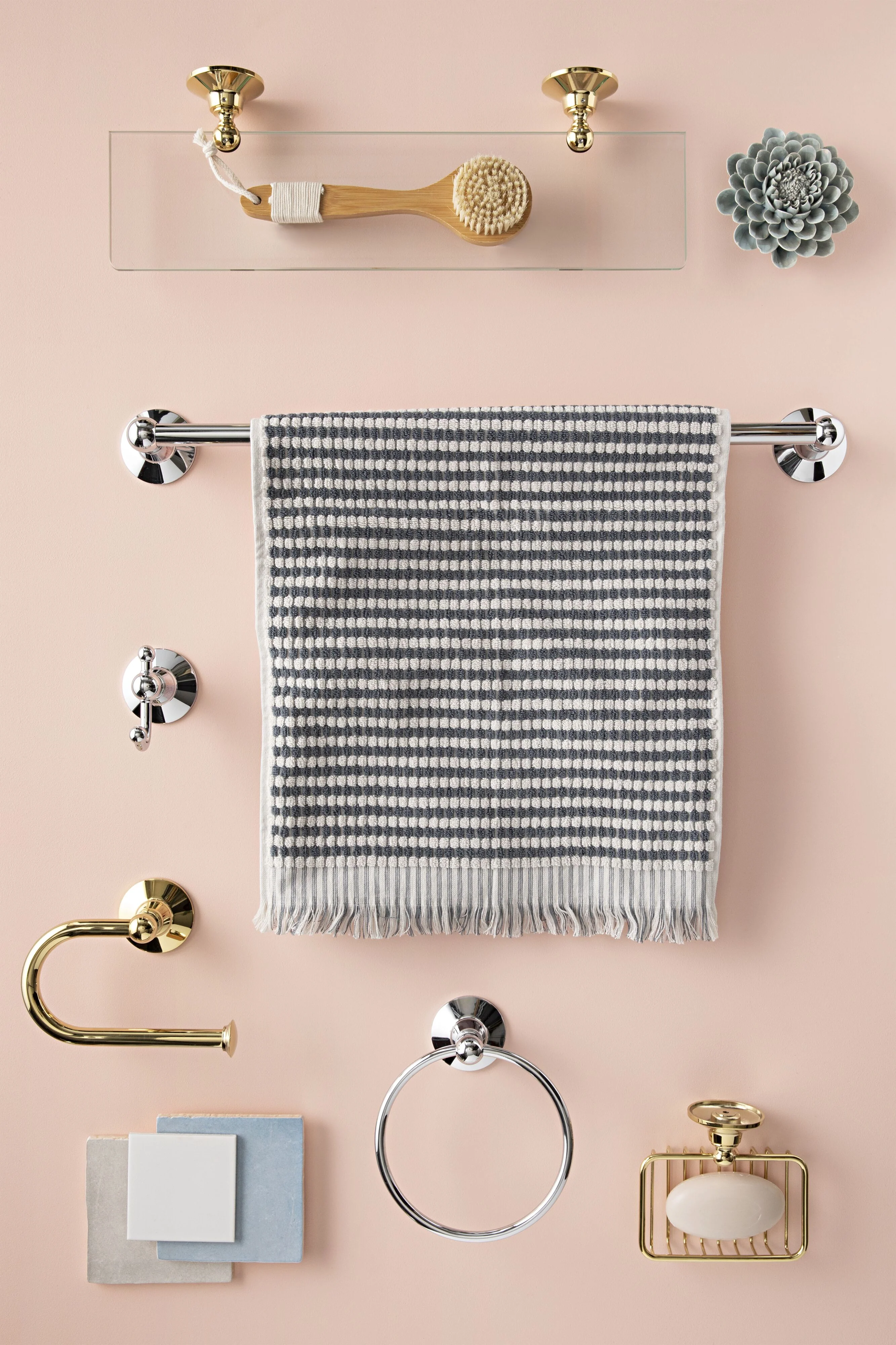 Oxford Single Towel Rail 600mm Chrome - Image 4