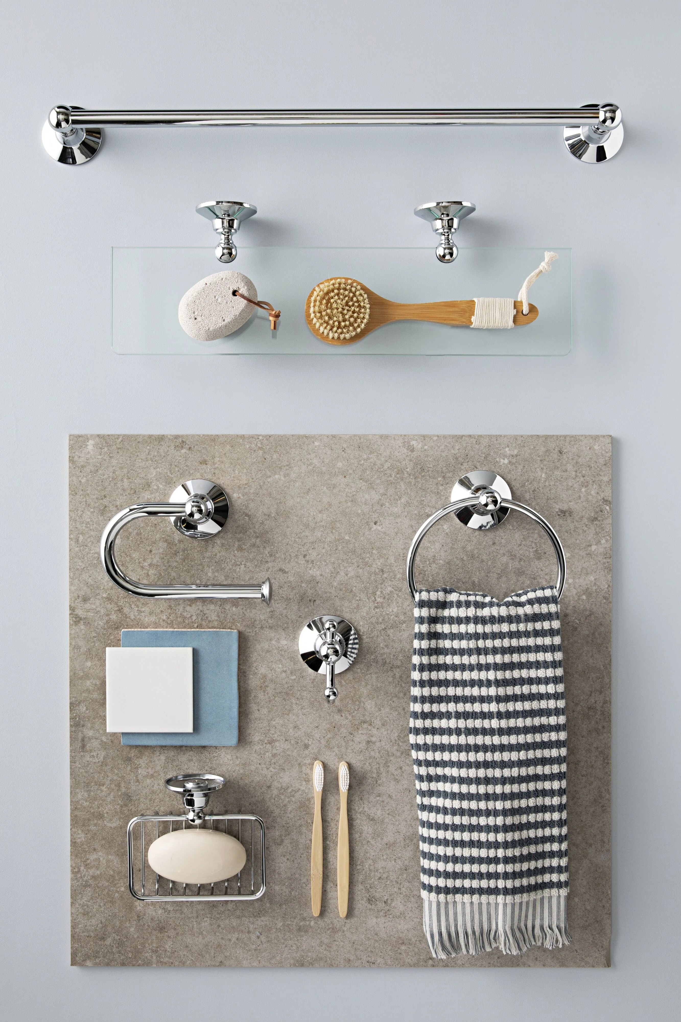 Oxford Single Towel Rail 900mm Chrome - Image 3