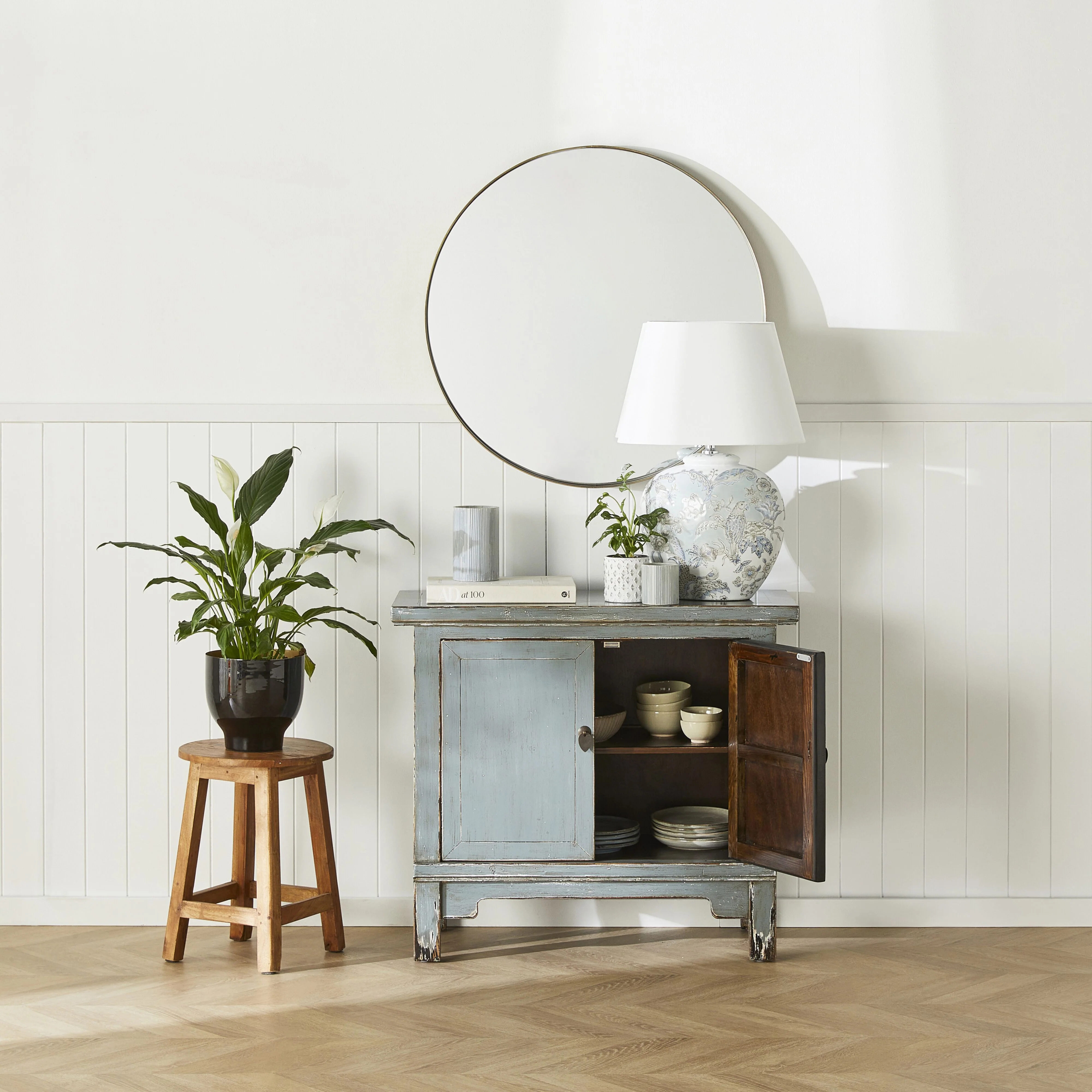 Pale Blue Birds In The Sky Table Lamp 65cm - Image 6