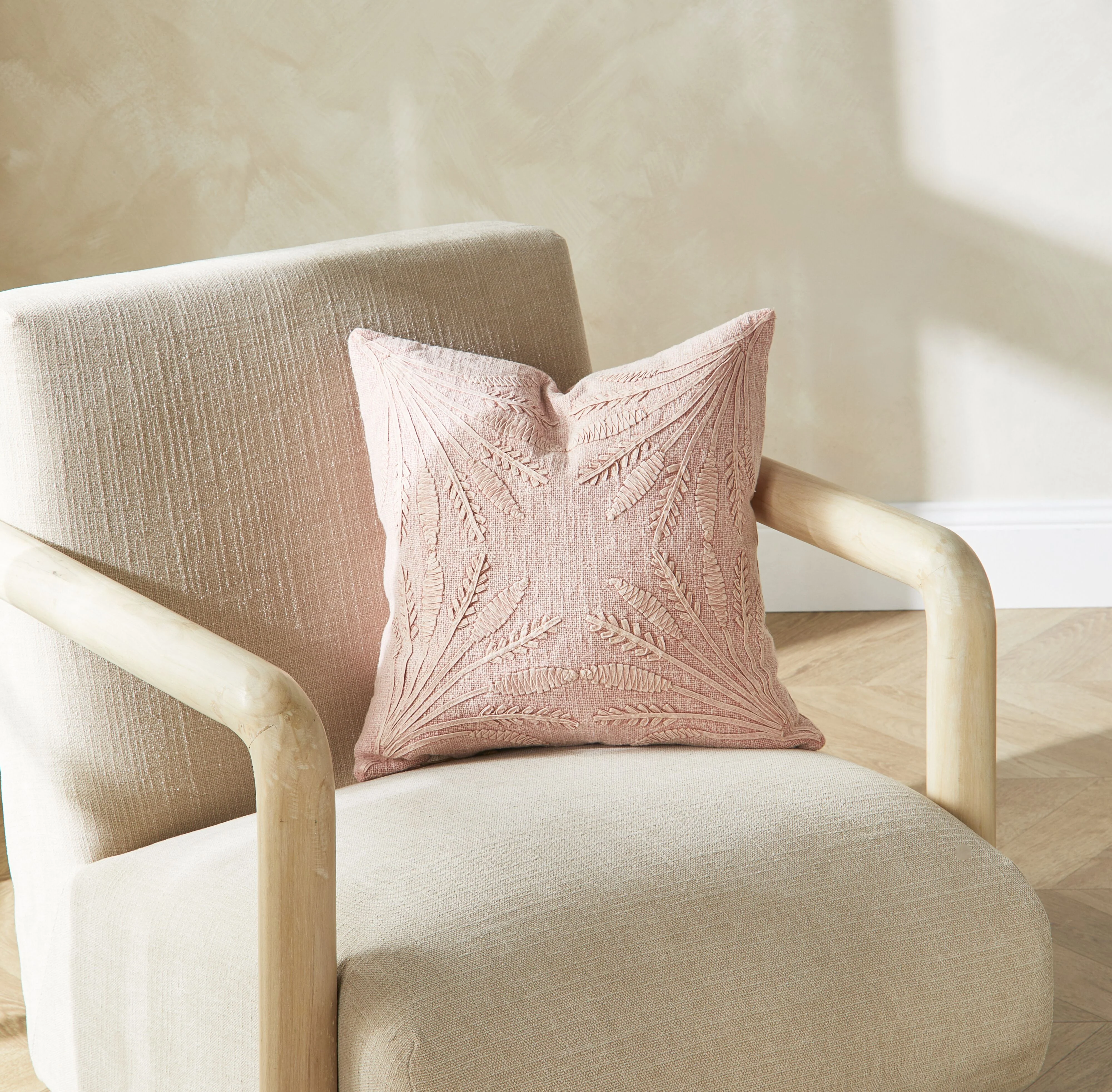 Pampas Fan Embroidered Cushion 45x45cm - Image 4