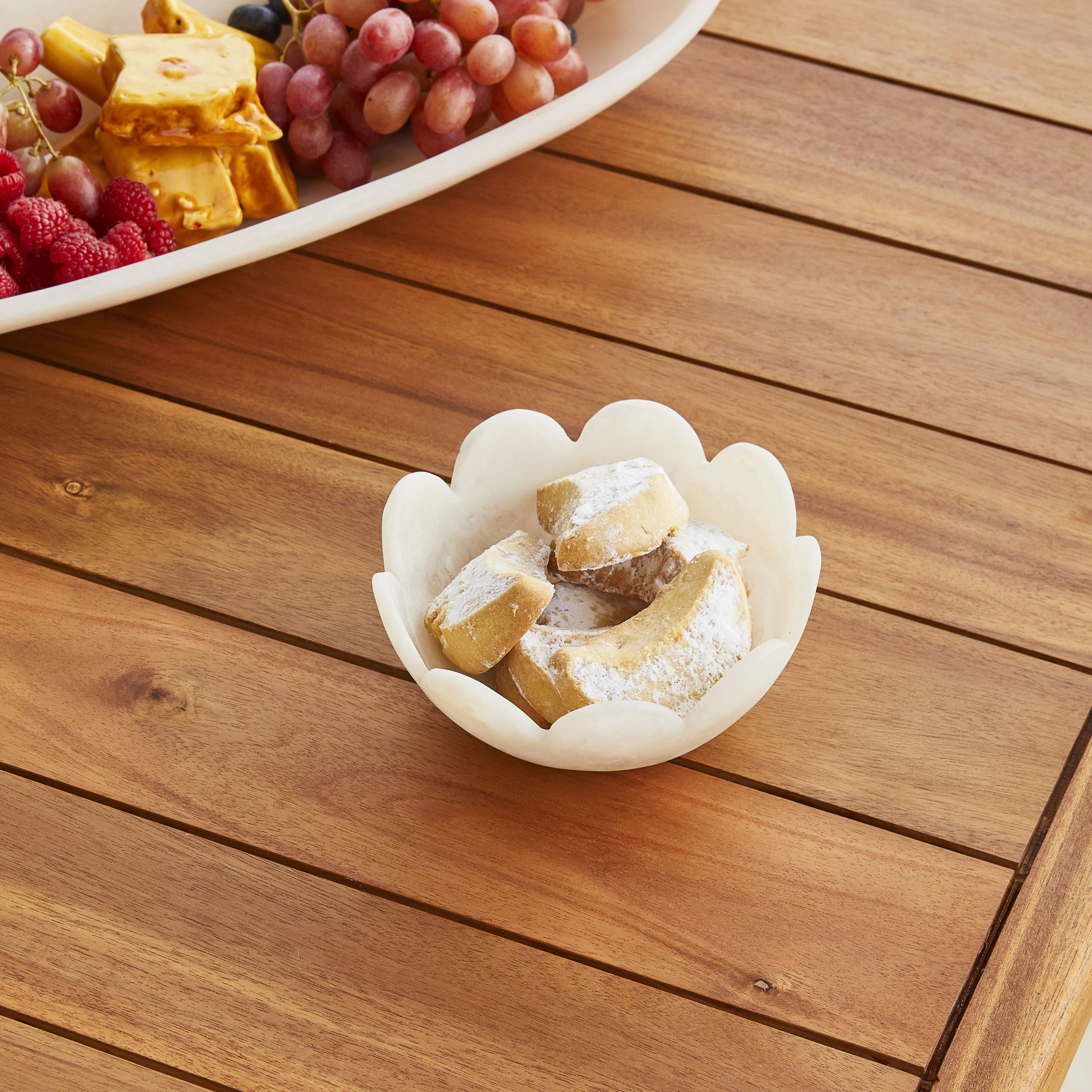Poppi Scallop Nut Bowl Pearl - Image 6