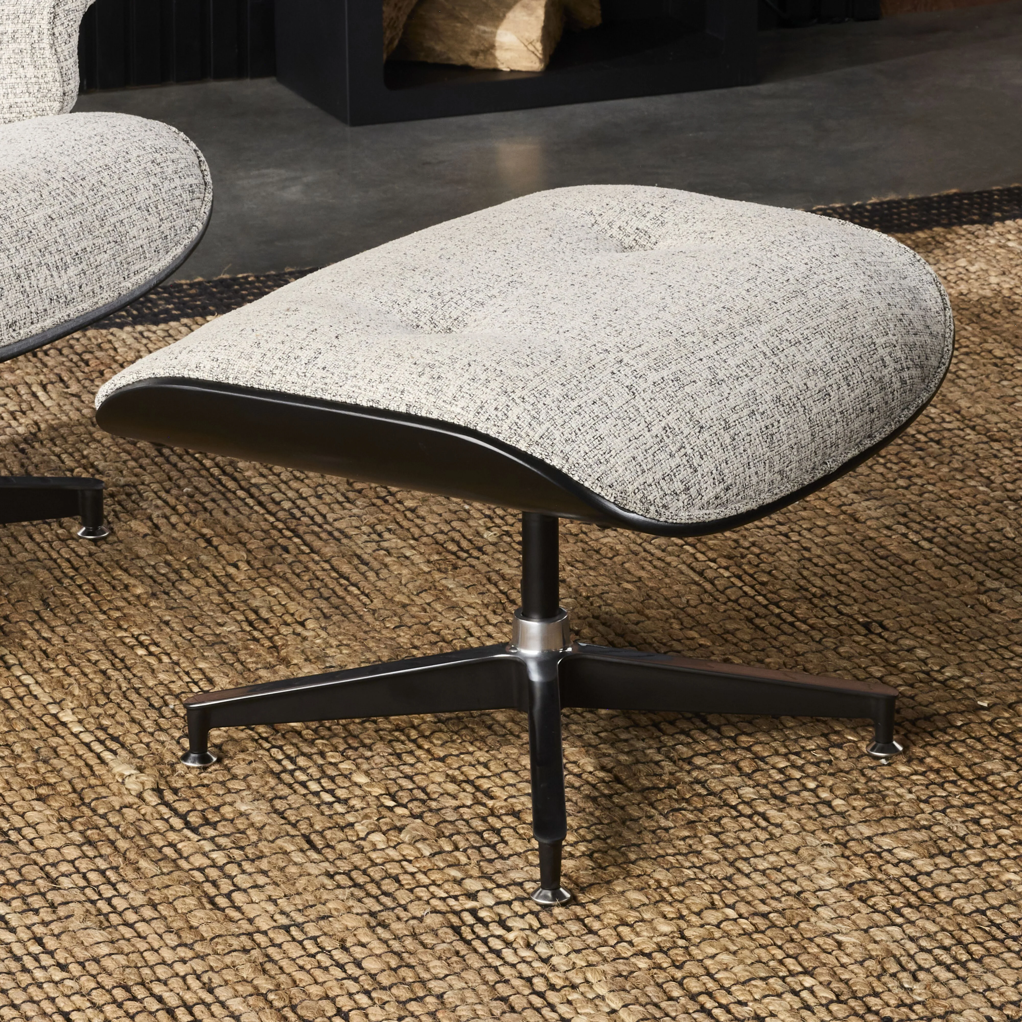 Replica Eames Lounge Chair and Ottoman Pepper - Image 14