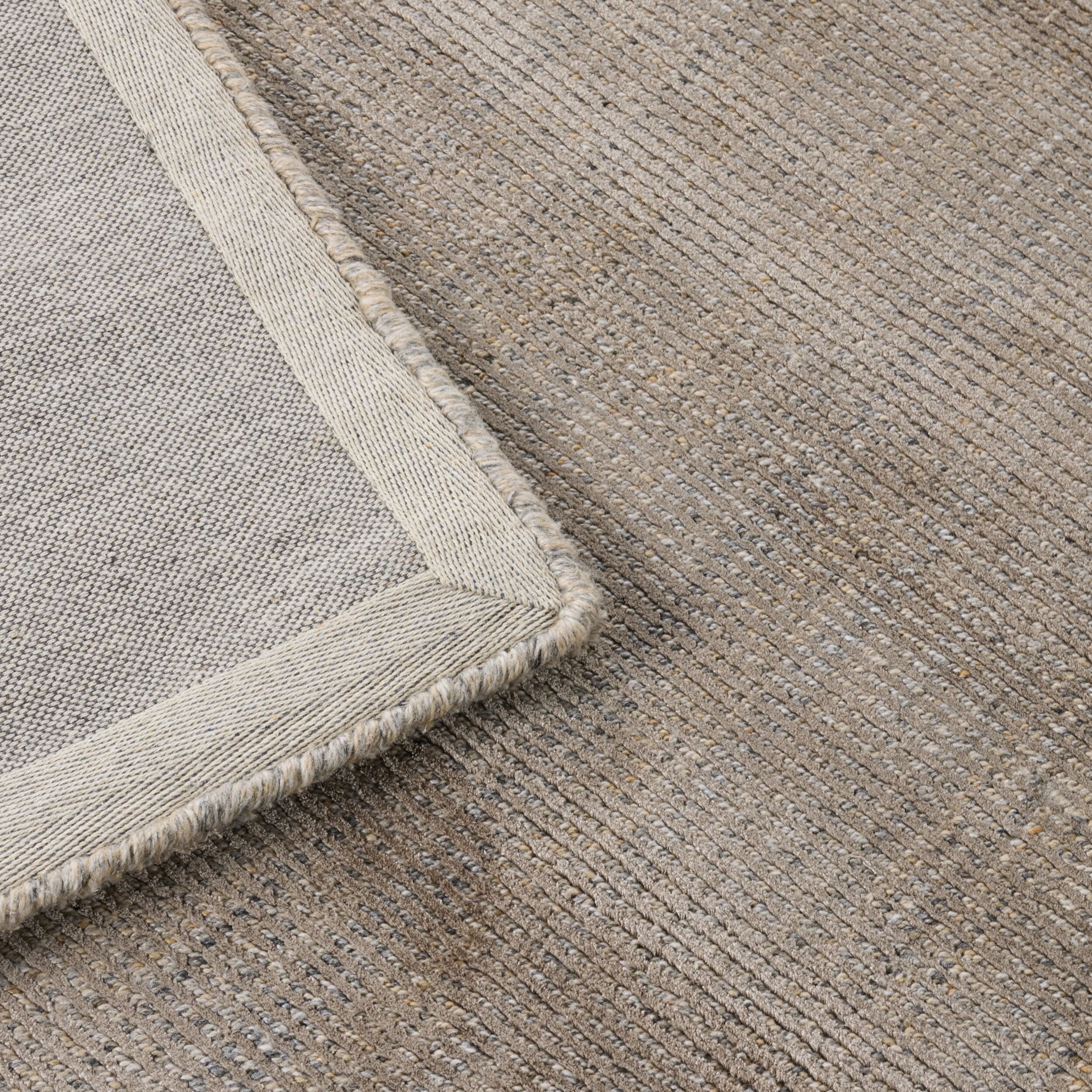 Ribbed Haze Handloom Rug 150x240cm - Image 3