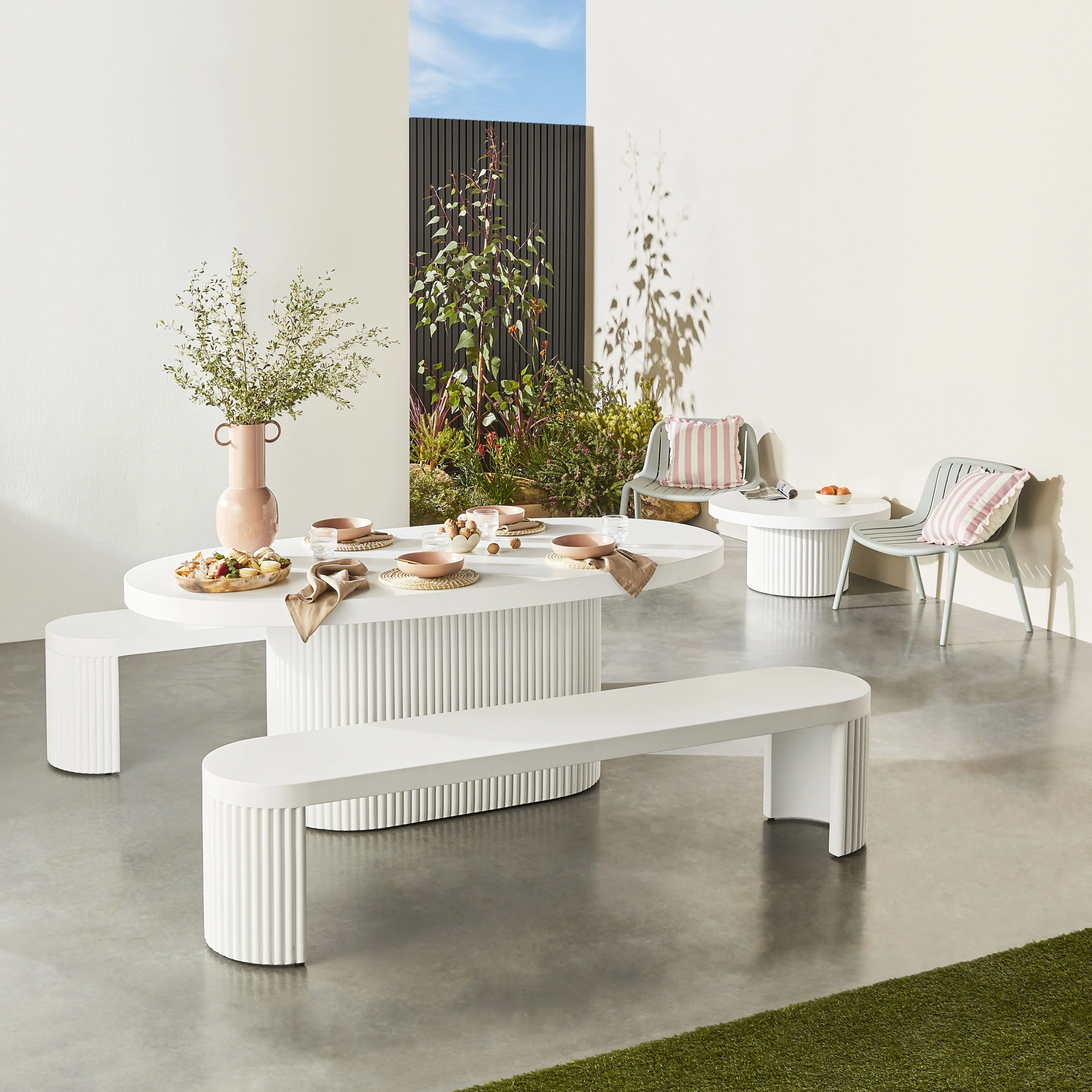 Ripple Curved Outdoor Dining Bench - Image 9