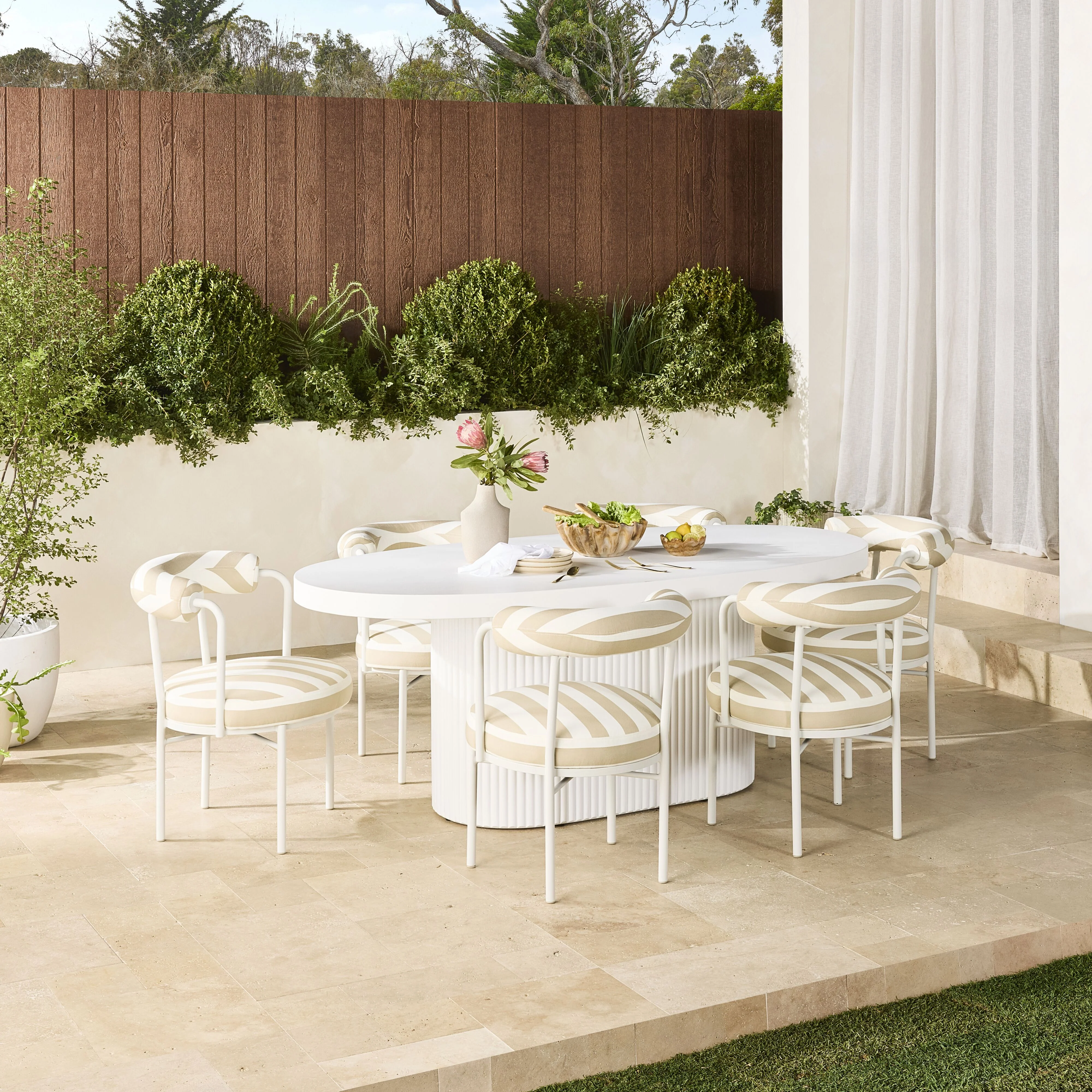 Ripple Curved Outdoor Dining Table - Image 10