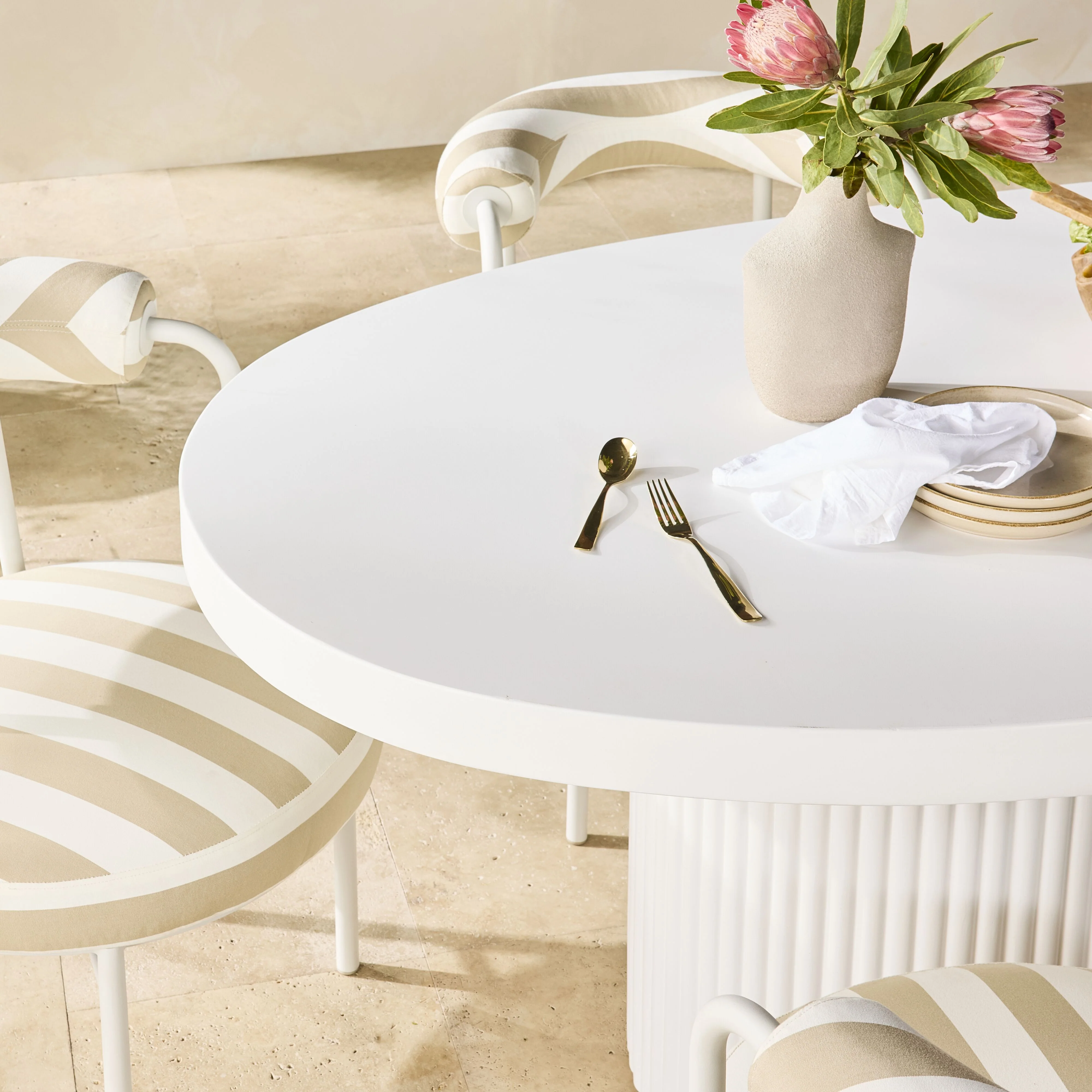 Ripple Curved Outdoor Dining Table - Image 15