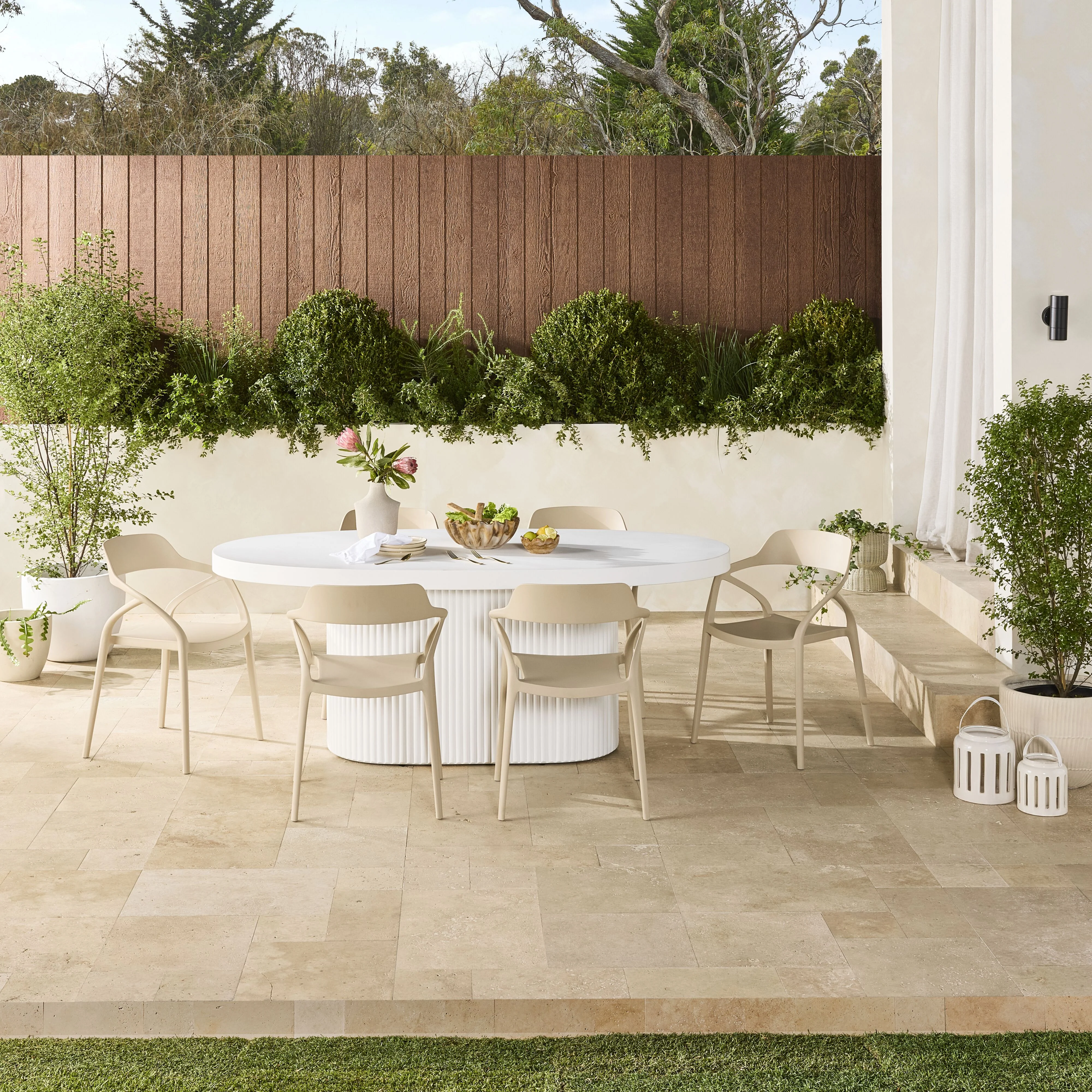 Ripple Curved Outdoor Dining Table - Image 17