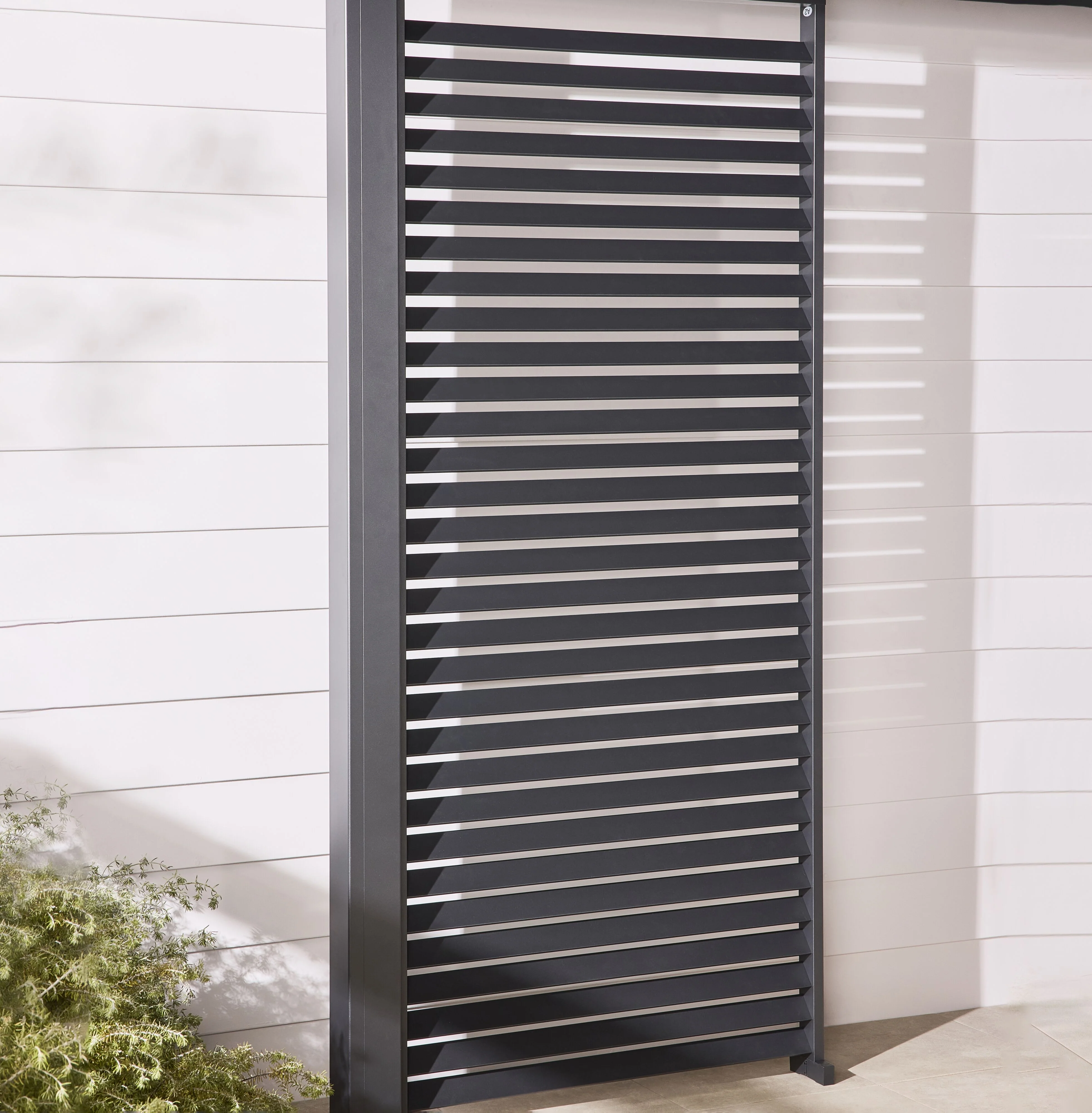 Sanctuary Aluminium Slatted Panel Charcoal for Pergola - Image 4