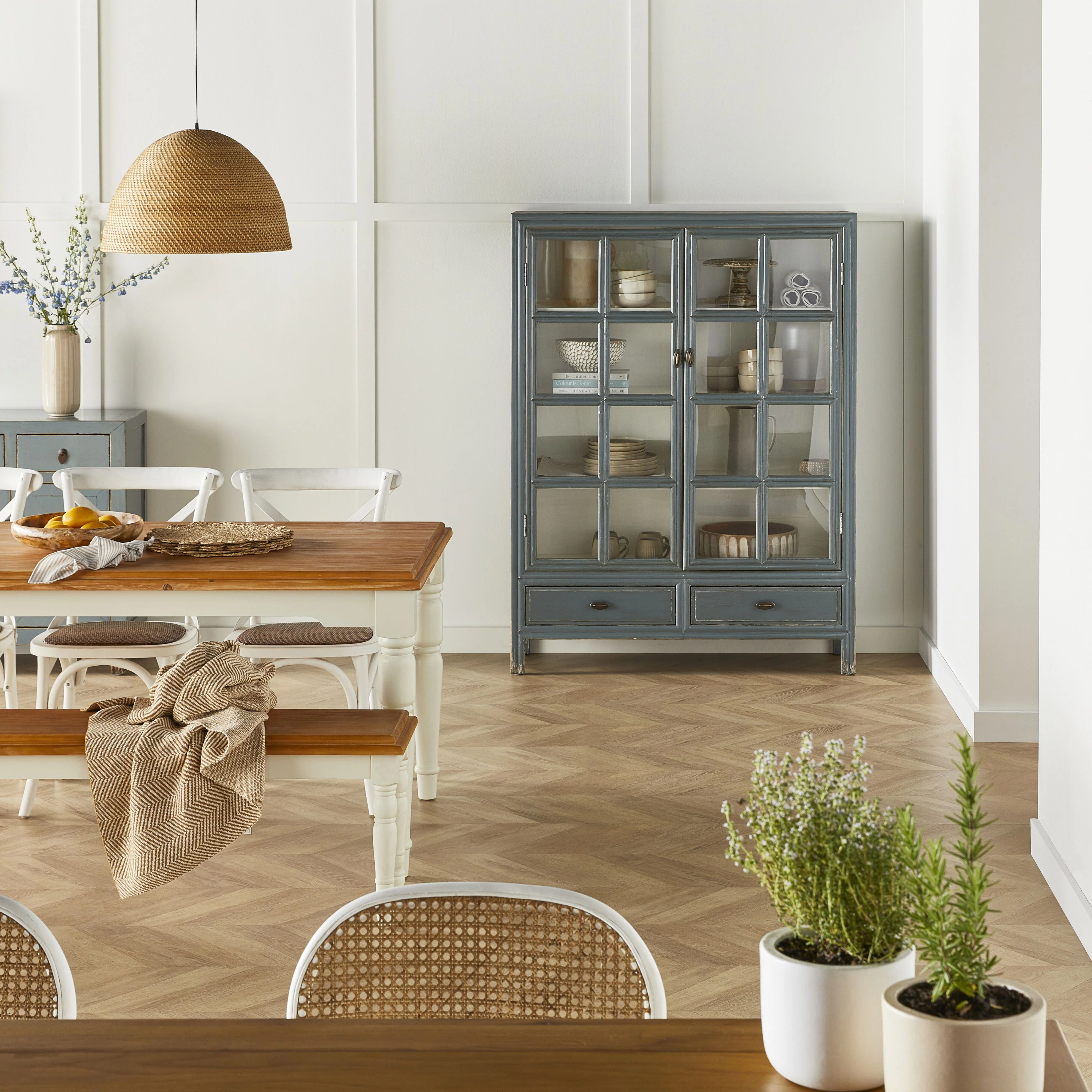Sansha 2 Door & 2 Drawer Display Cabinet Dove Grey & White - Image 8