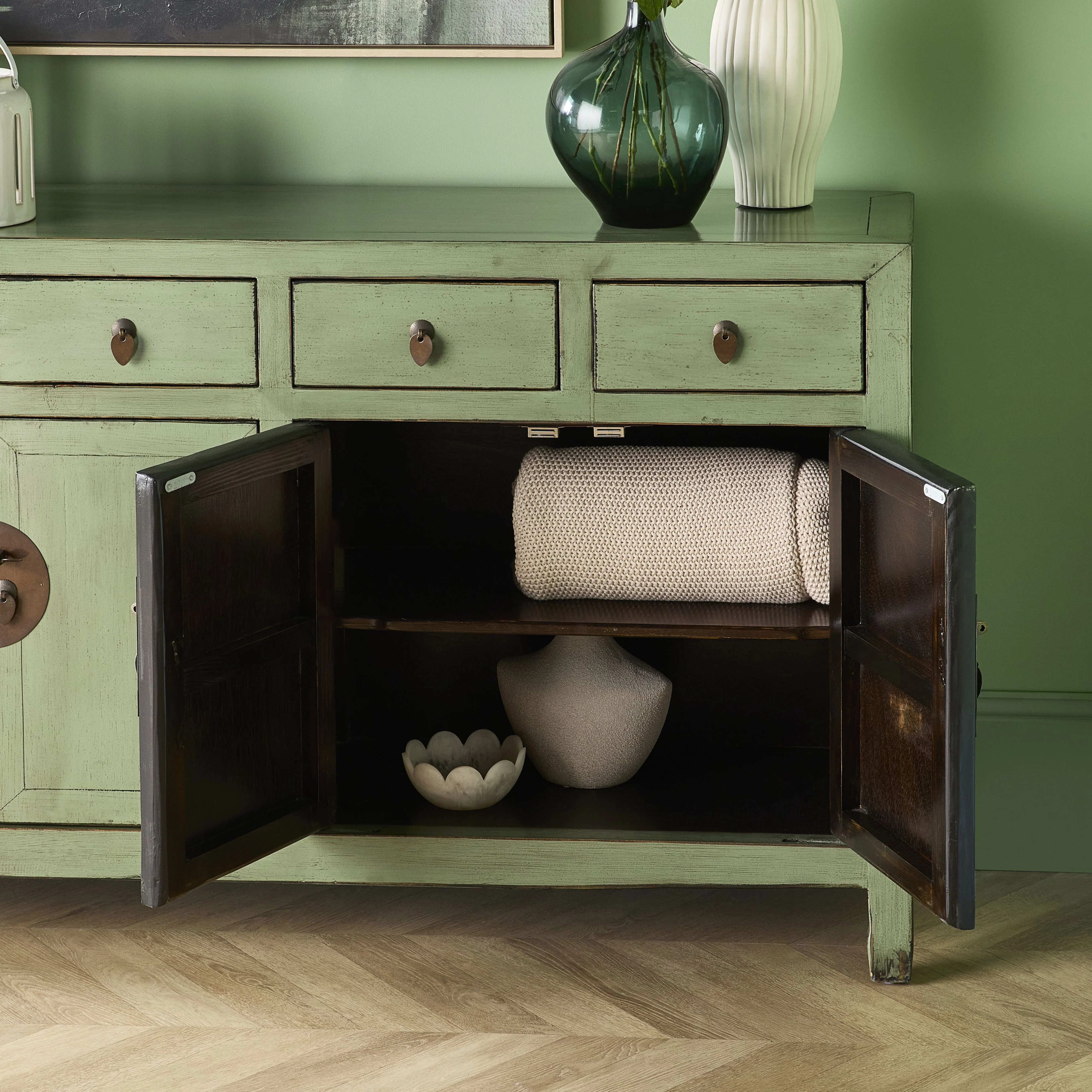 Sansha 4 Door & 4 Drawer Sideboard Sage Green - Image 10
