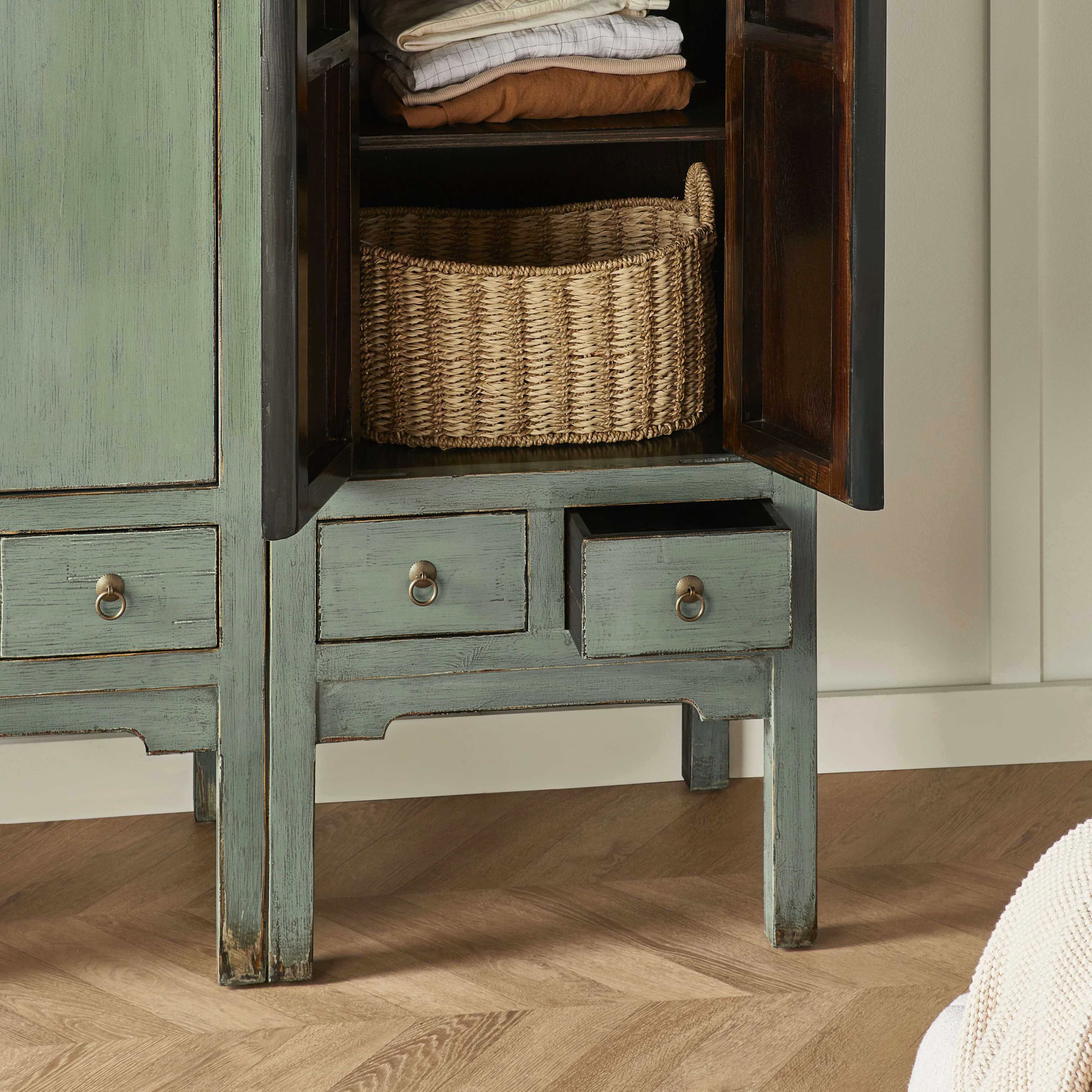 Sansha Narrow Wedding Cabinet Sage Green - Image 11