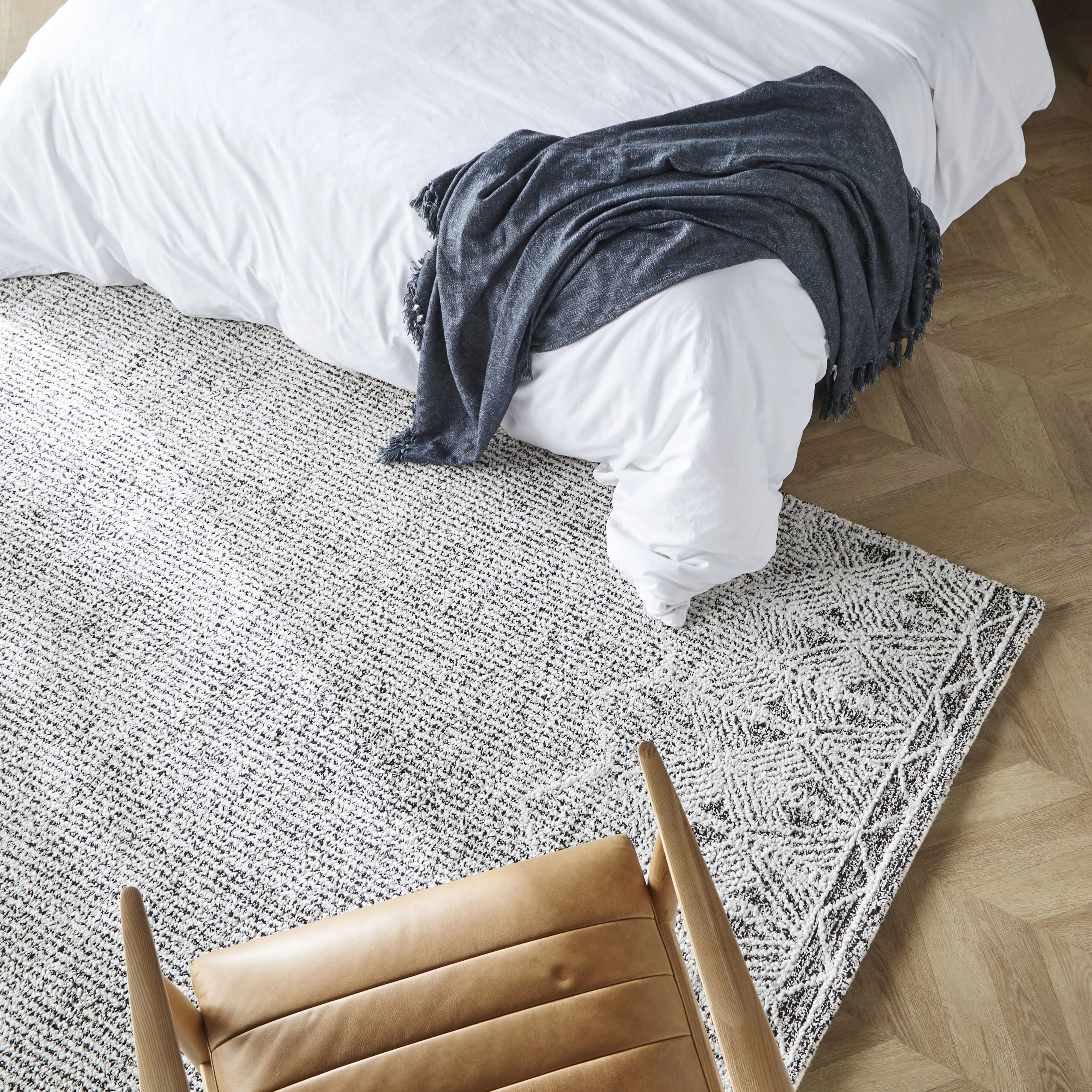 Sara Grey Rug 300x240cm - Image 5