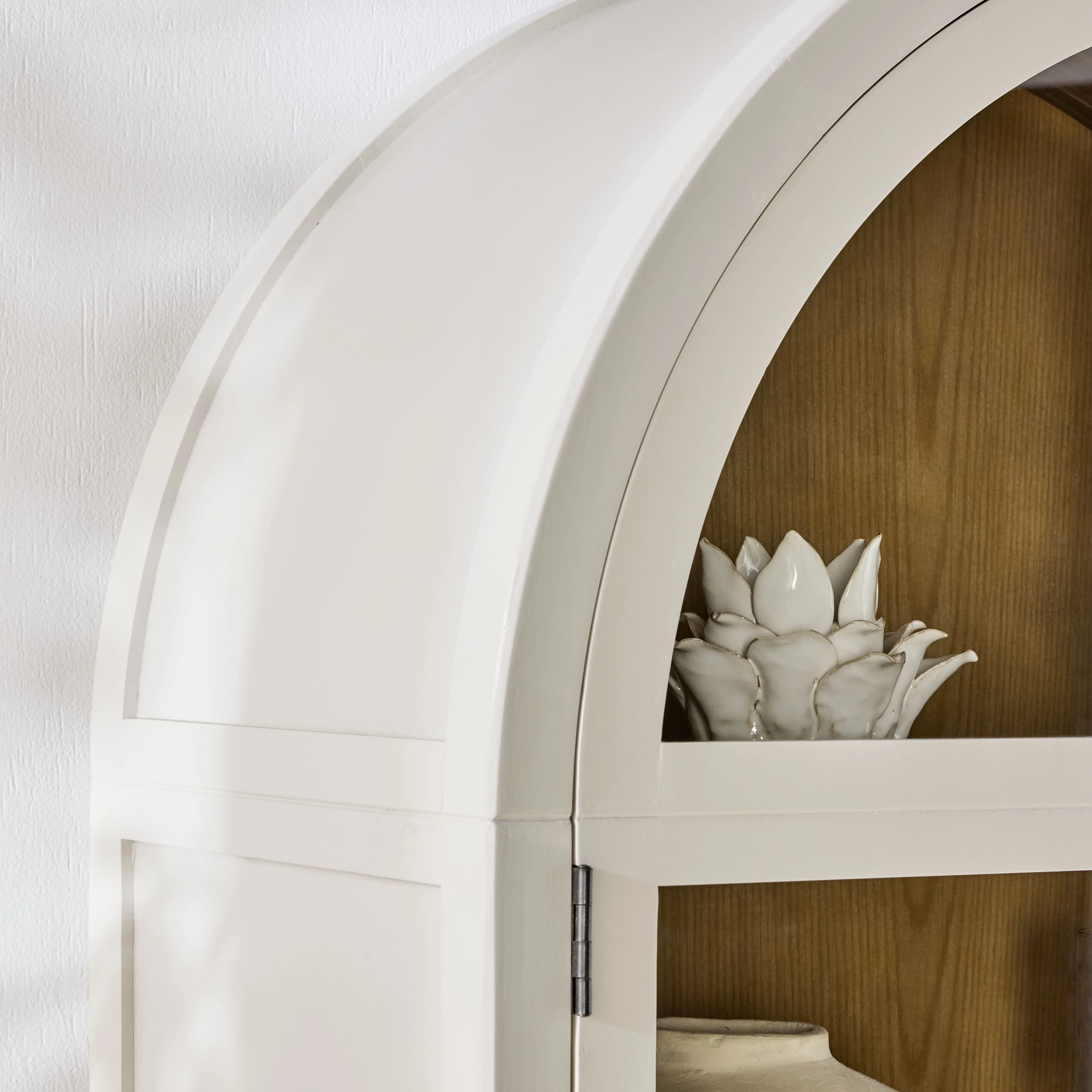 Serene Curved Display Cabinet White - Image 13