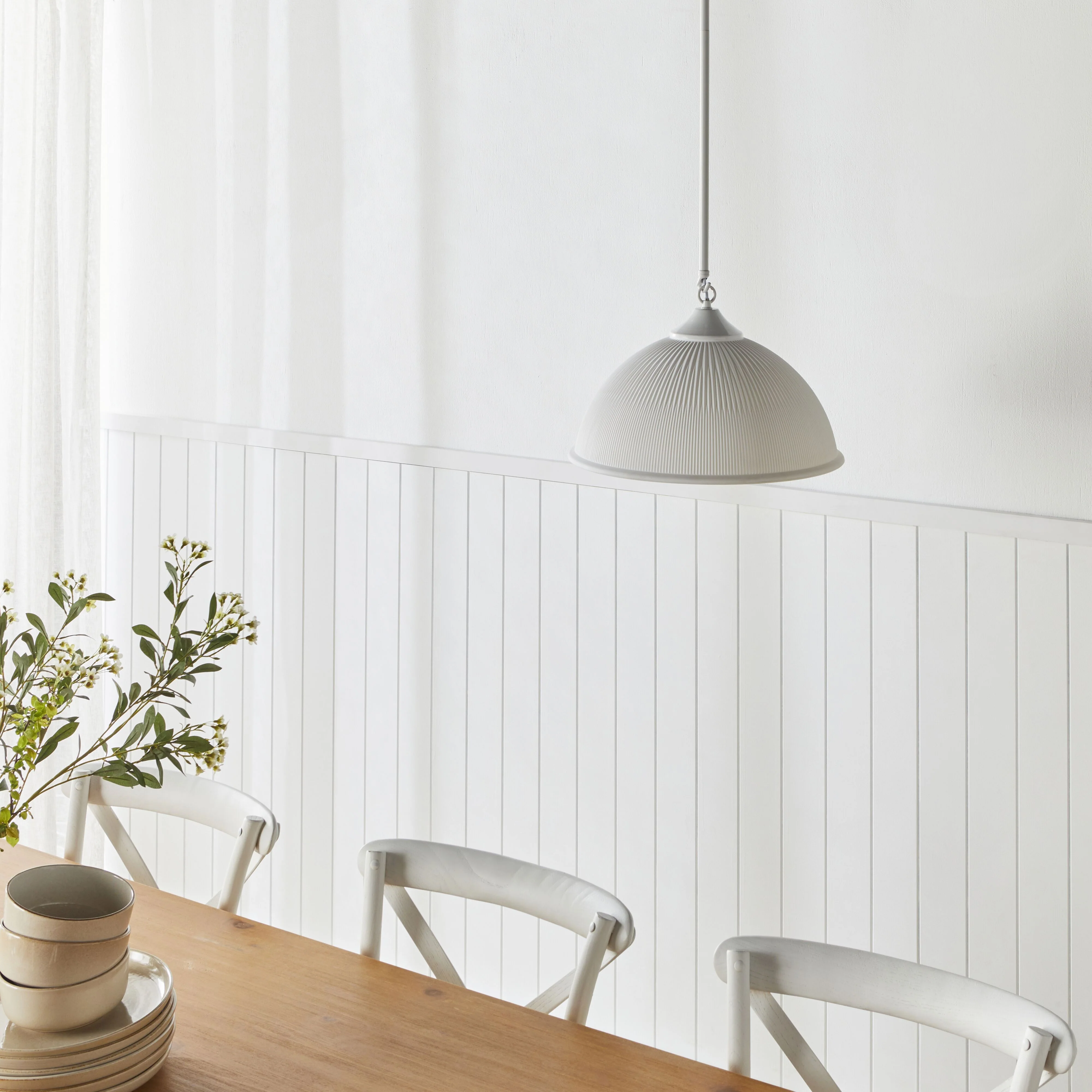 Serina Pendant White 30x46cm - Image 5