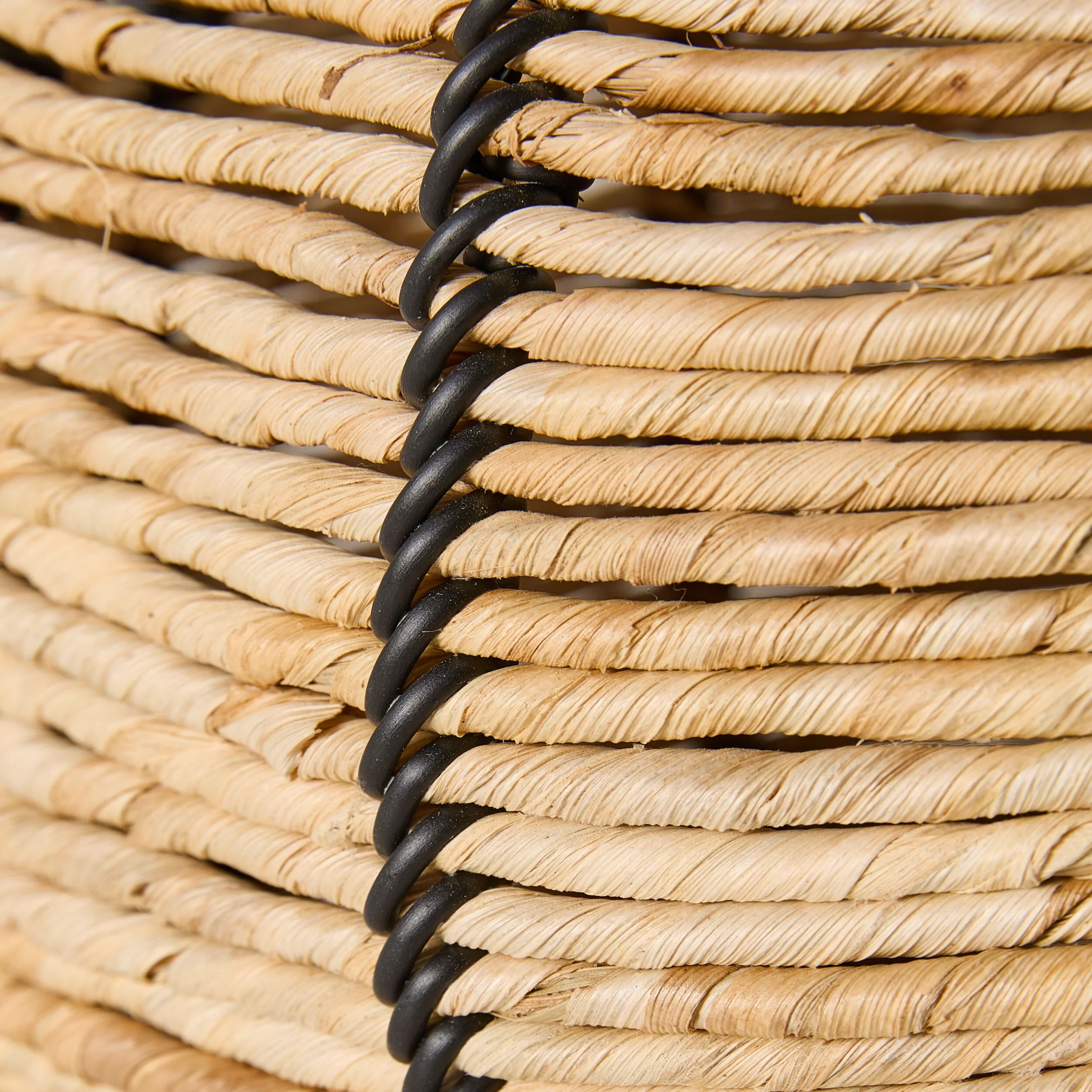 Serra Stripe Basket Small - Image 3