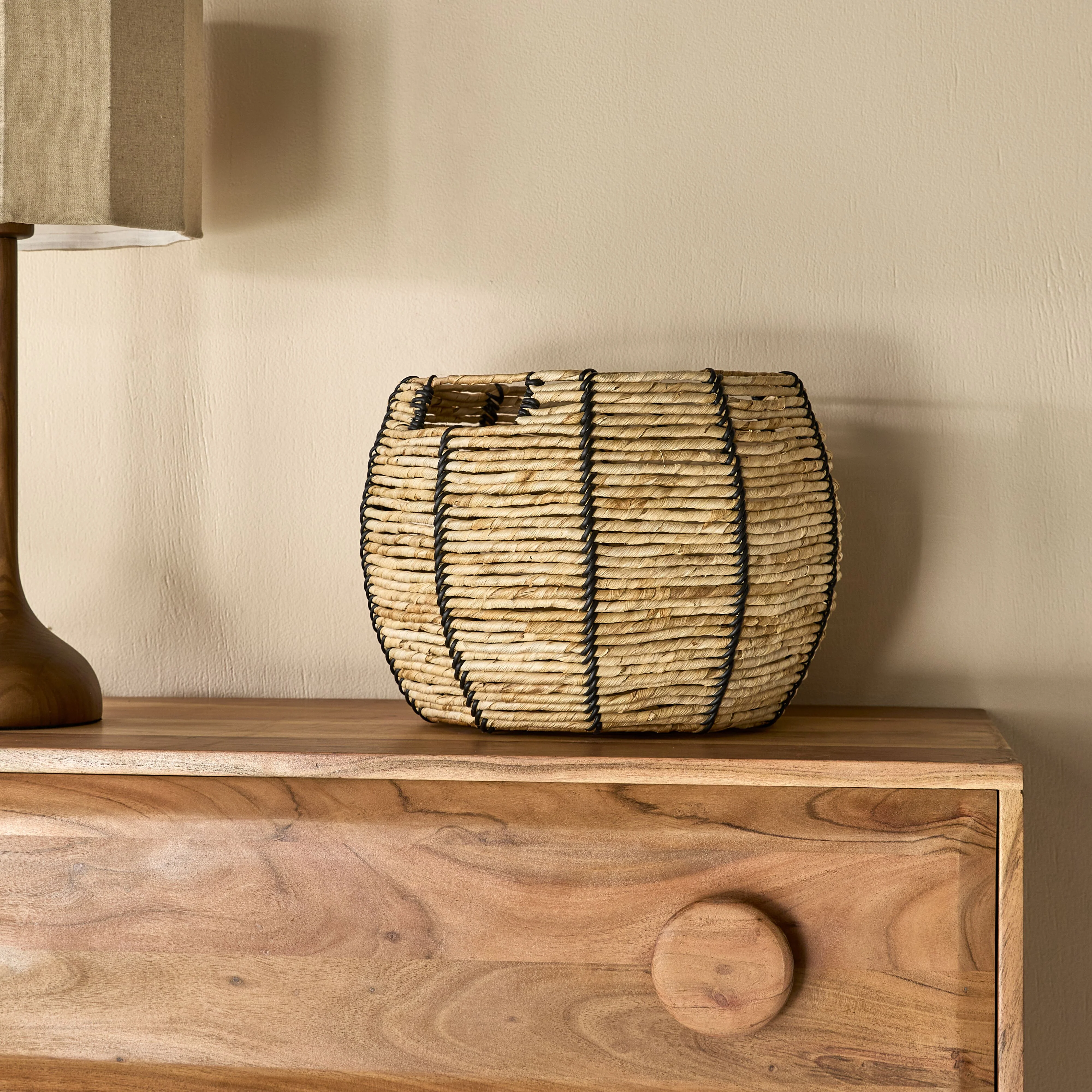 Serra Stripe Basket Small - Image 4