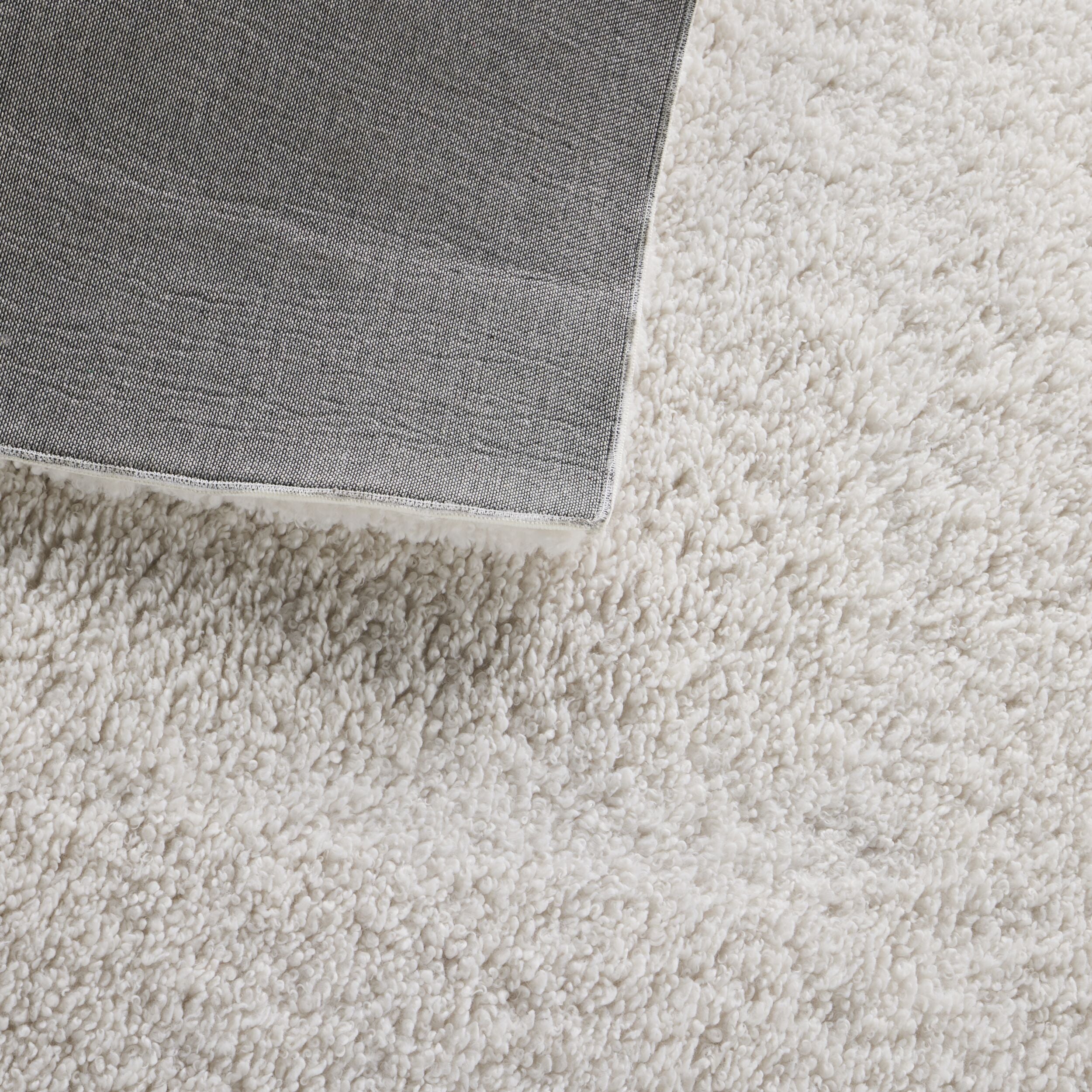 Shaggy Loop Pile Rug Ivory 150x240cm - Image 3