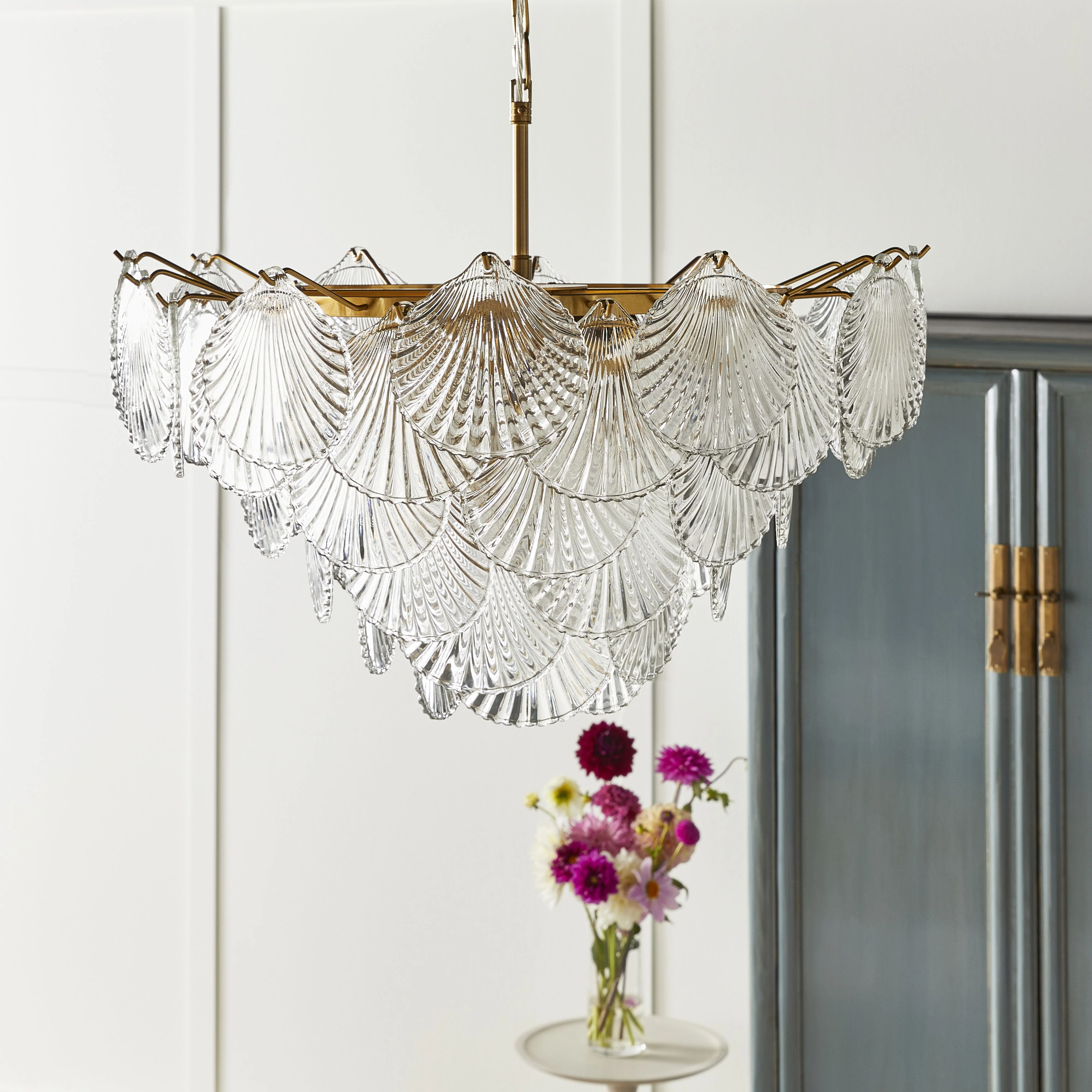 Shelly 8 Light Chandelier 60x46cm - Image 3