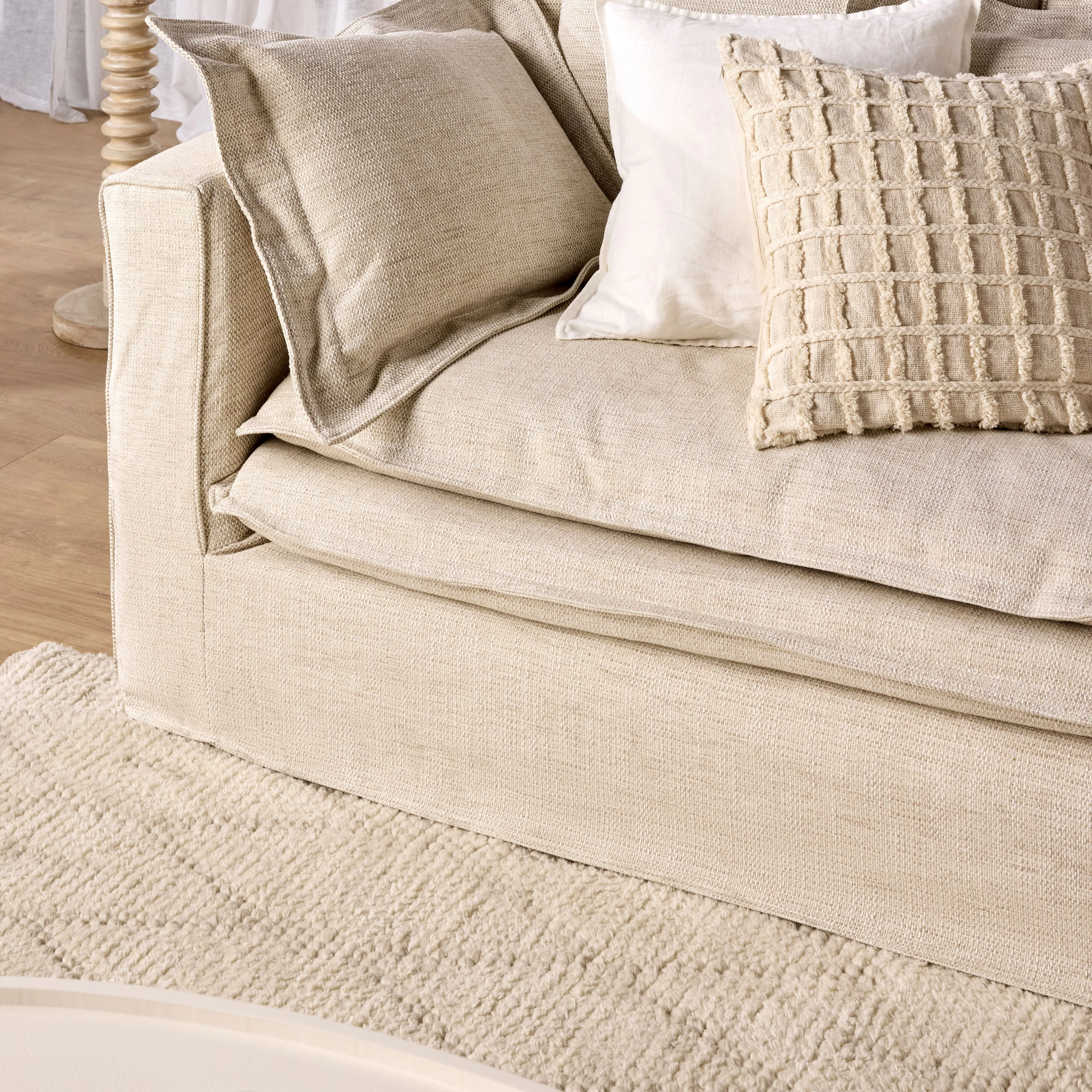 Slouch 3 Seater Sofa Natural Weave - Image 10
