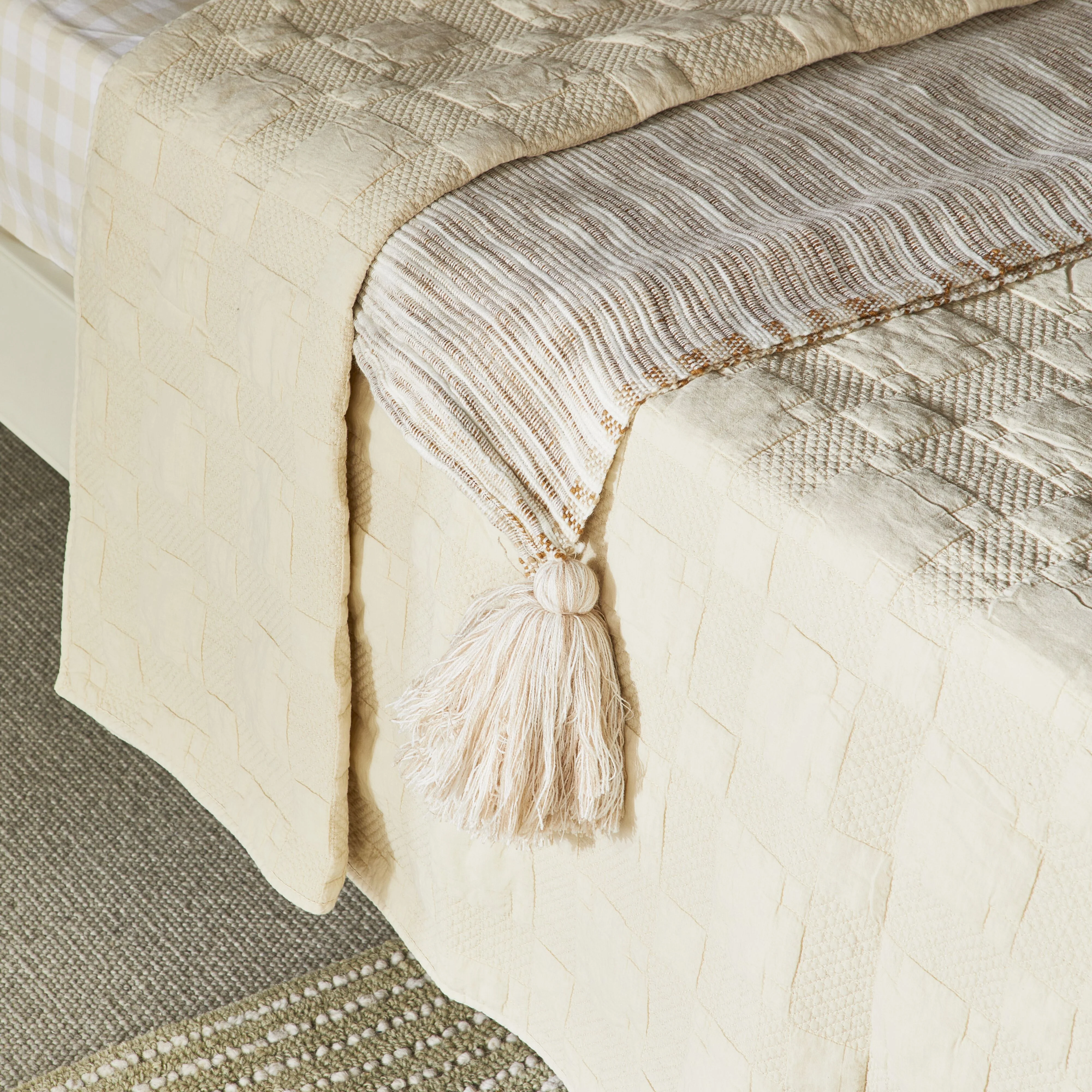 Soho Soft Washed Voile Quilted Coverlet Sand 220x240cm - Image 4