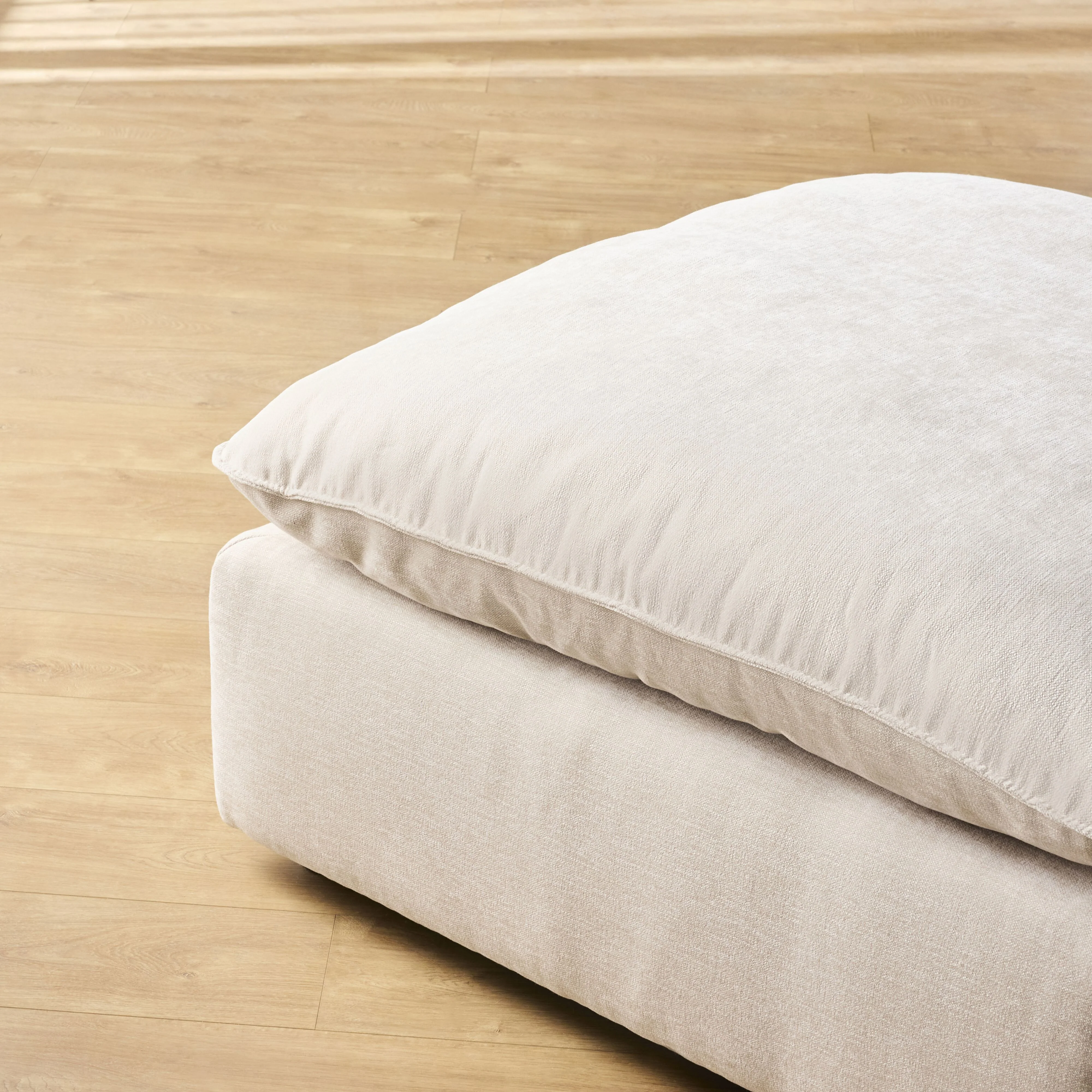 Sora Ottoman Ivory - Image 5