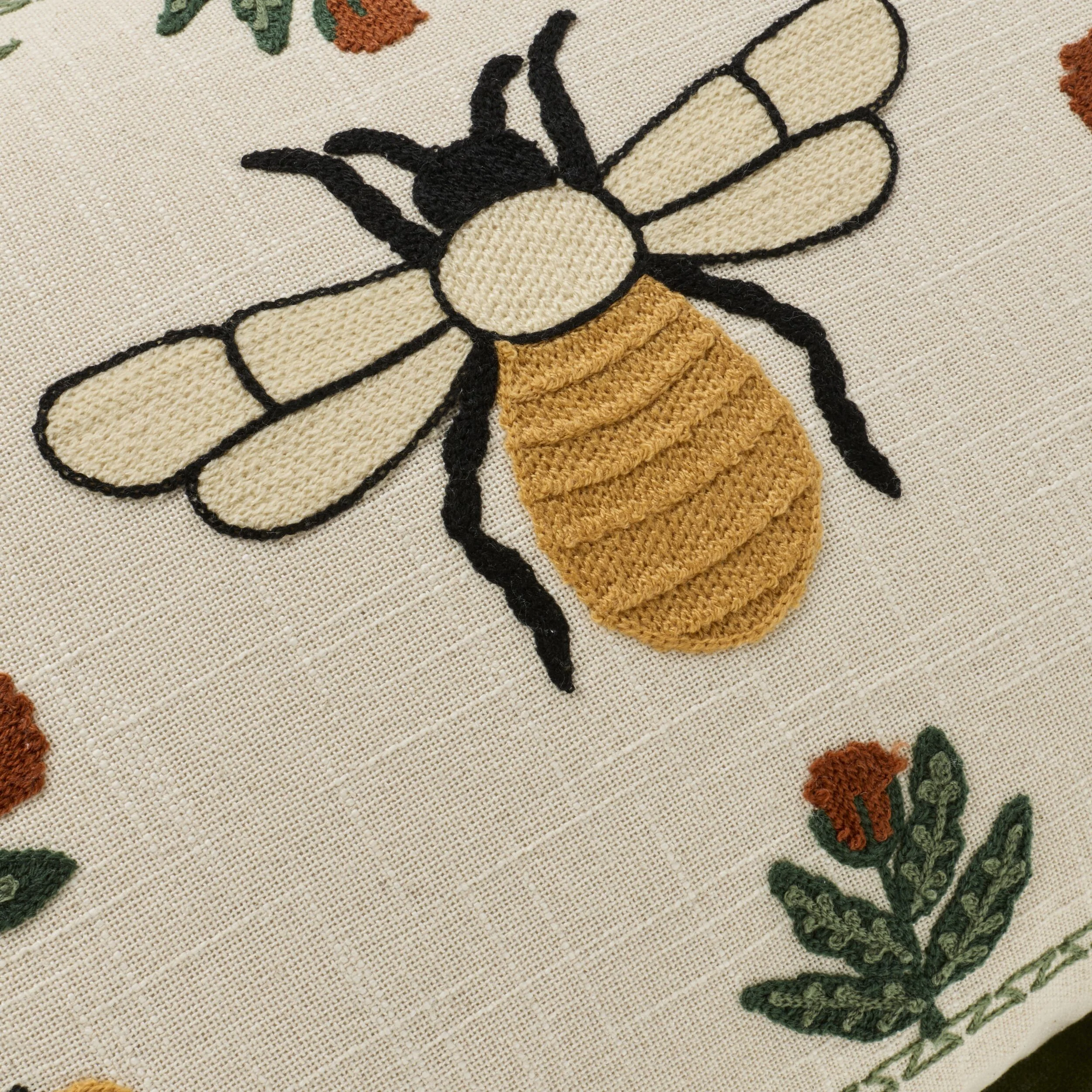 Stitch Bee Bloom Cushion 40x60cm - Image 3