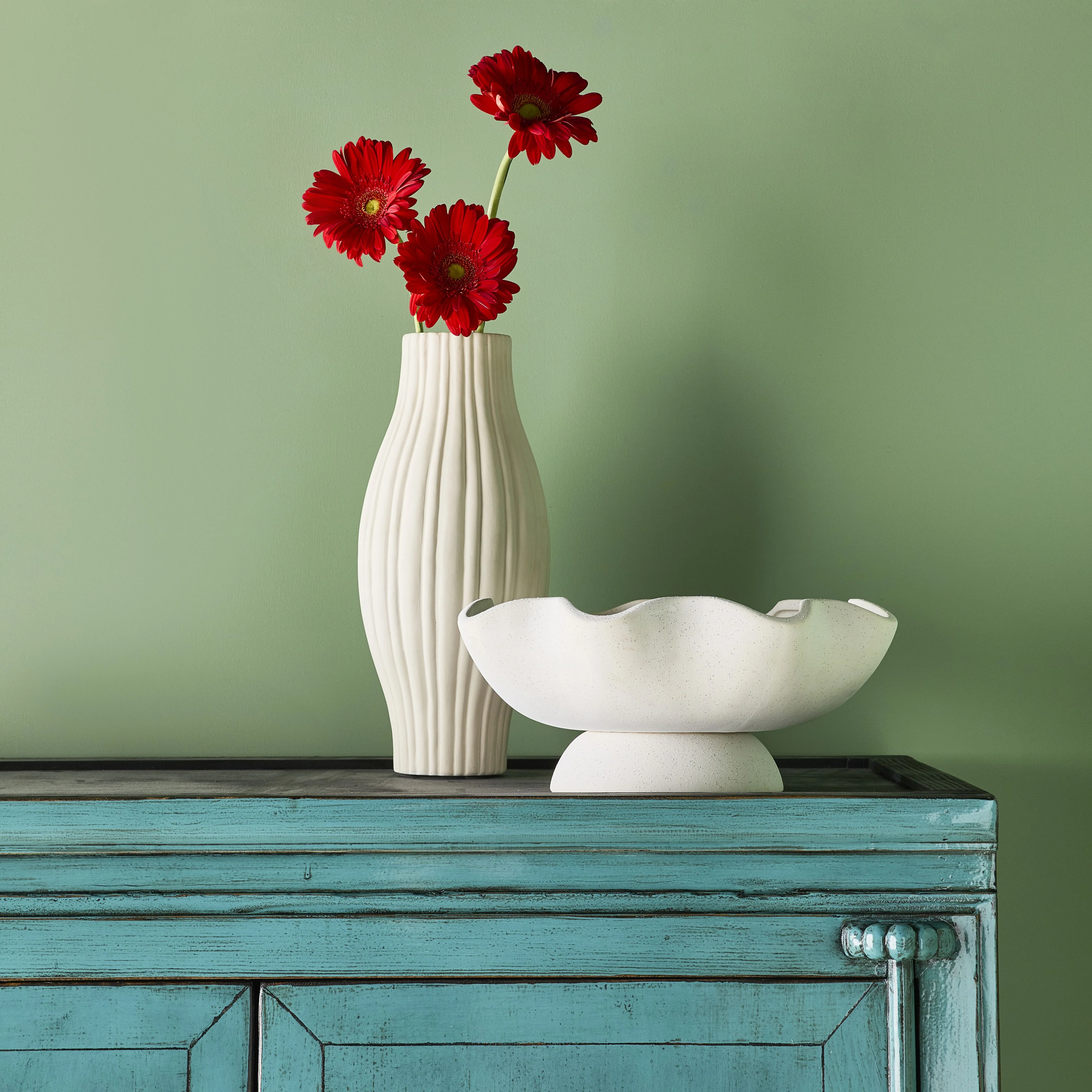 Tranquil Wavy Pedestal Bowl - Image 5