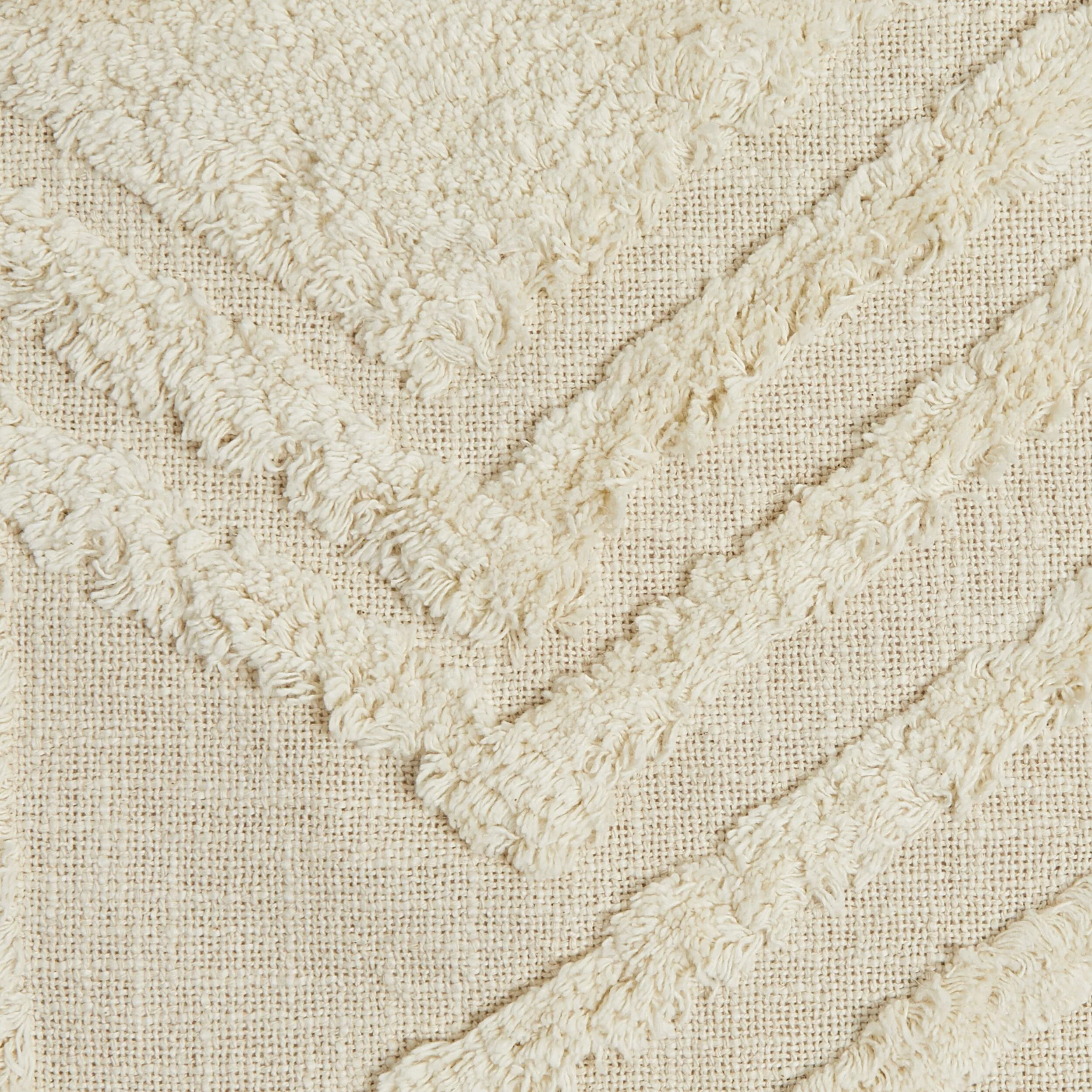 Vanilla Tufted Cushion 35x55cm - Image 3