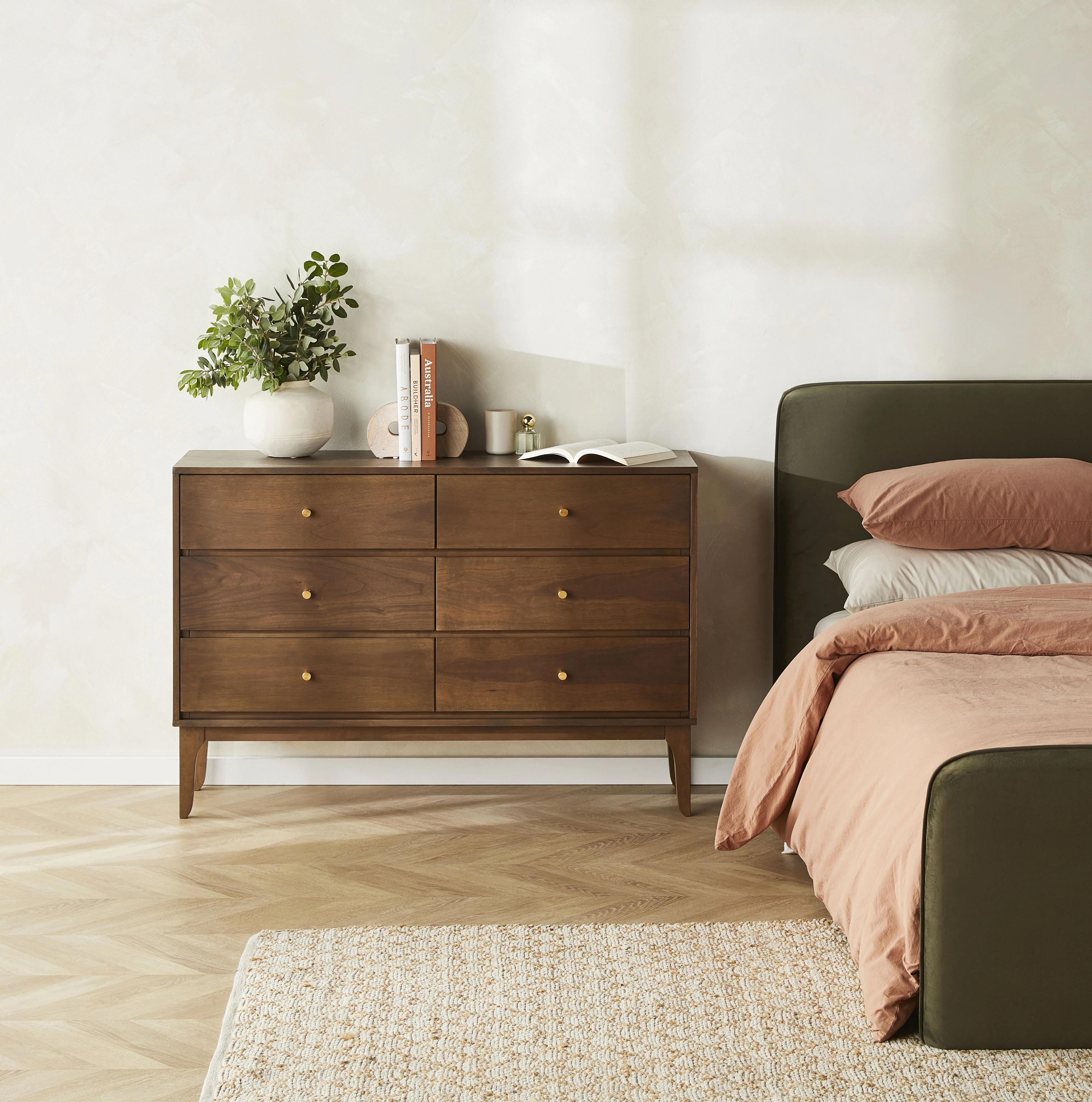 Vincent 6 Drawer Chest Walnut - Image 8