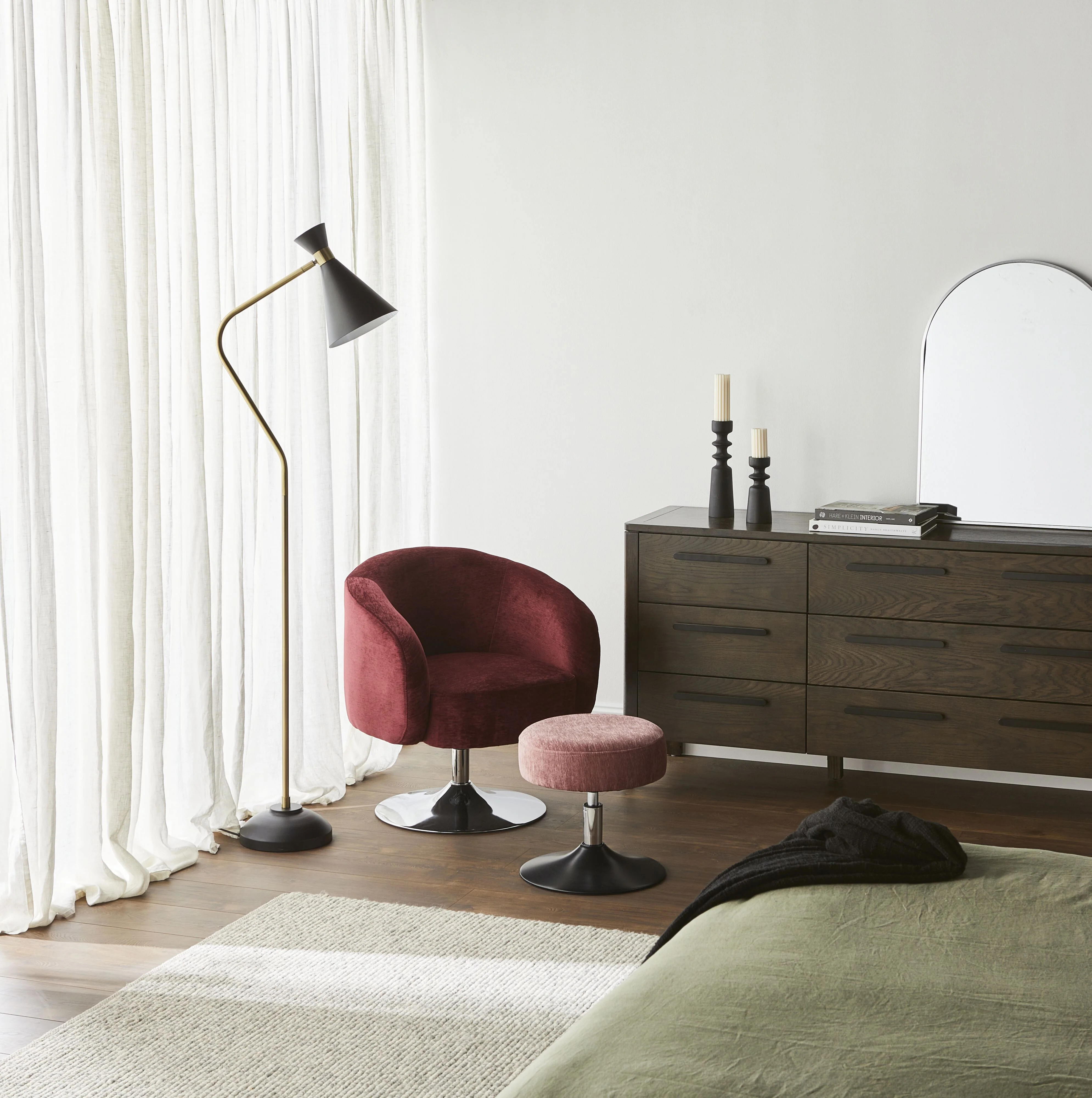 Williams Trumpet Floor Lamp Black 168cm - Image 5