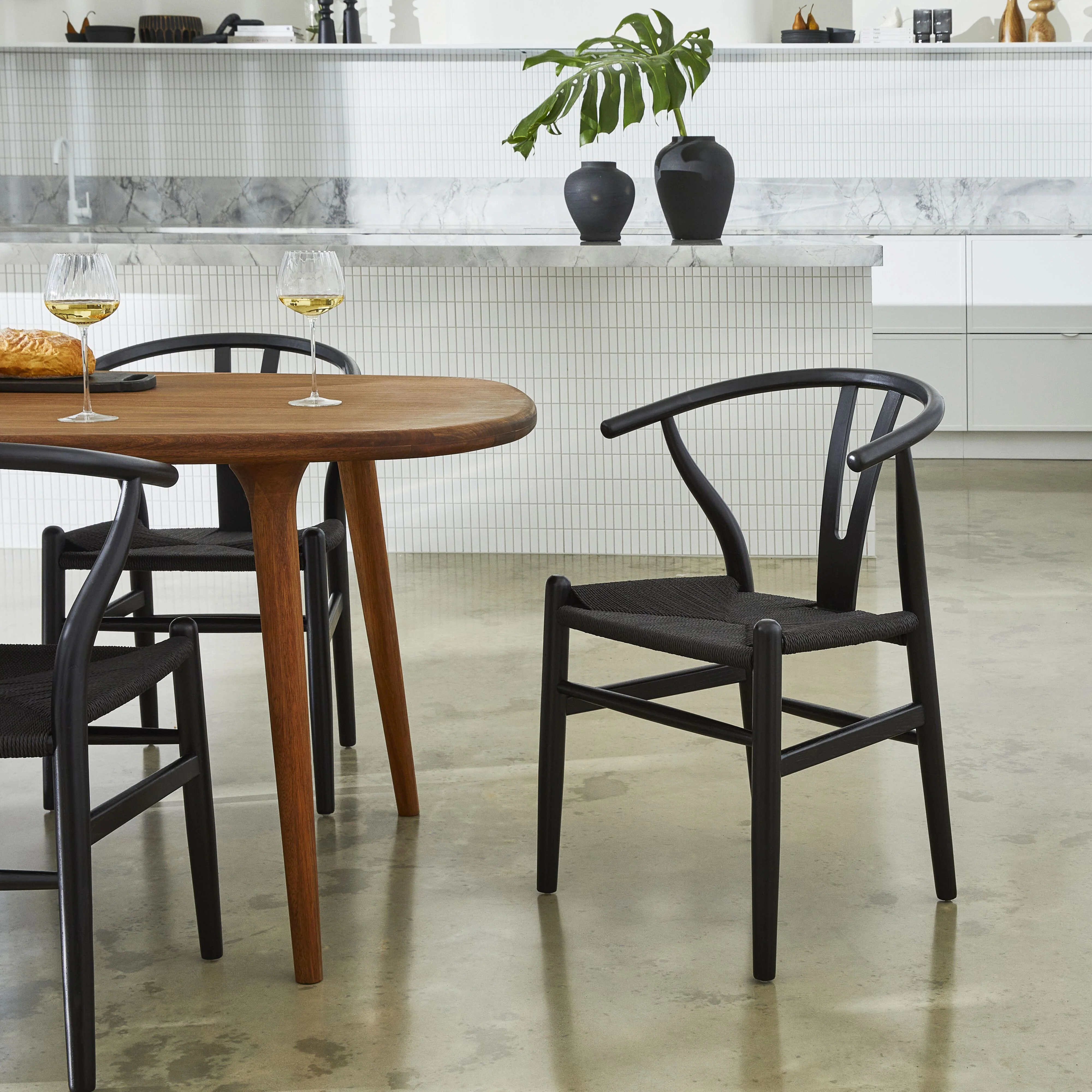 Wishbone Chair Black - Image 6