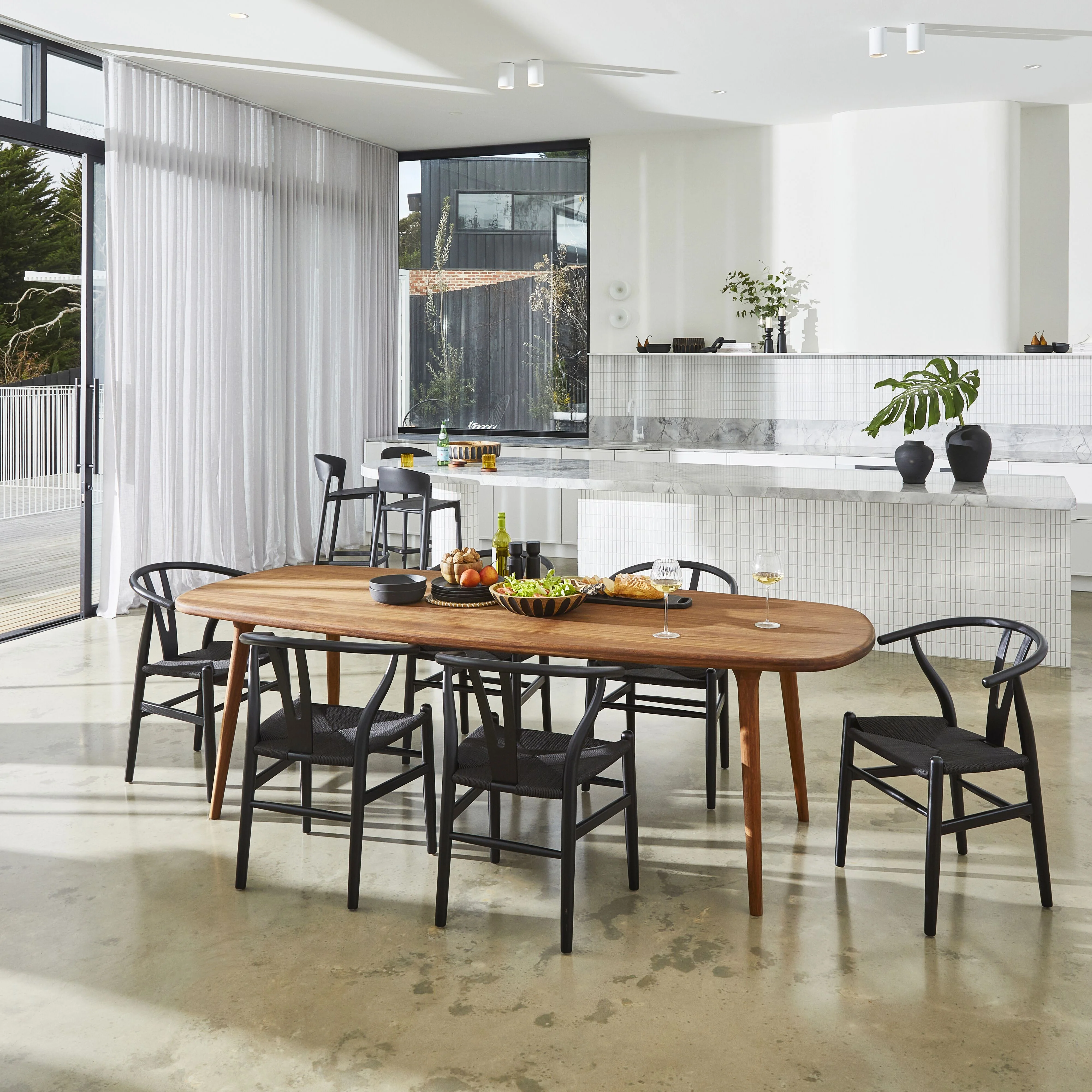 Wishbone Chair Black - Image 7