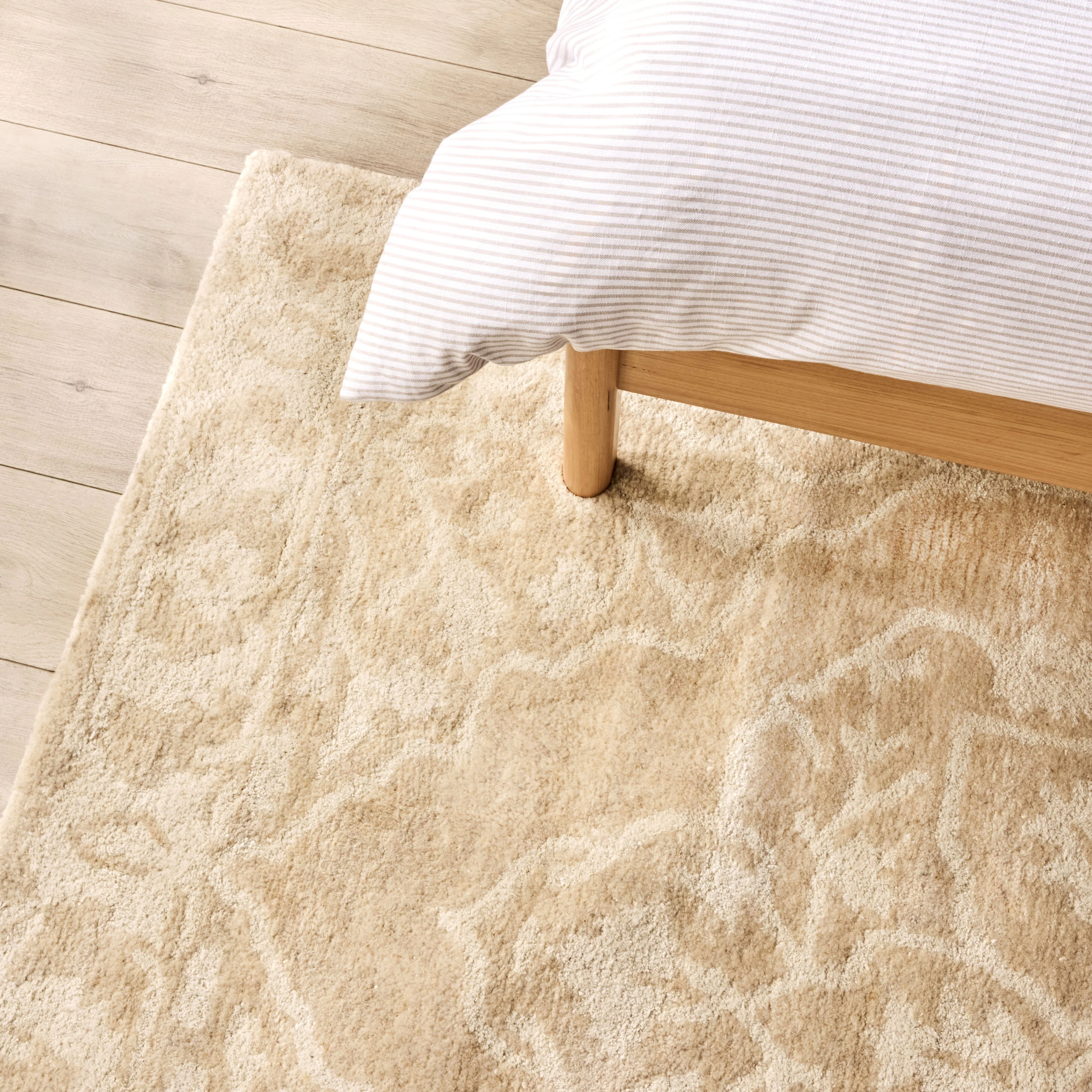 Zen Motif Rug 150x240cm - Image 5